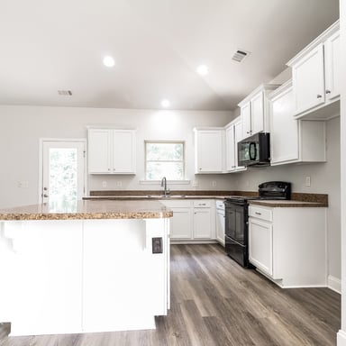 Property photo 2 of 118 Winterwood Ct