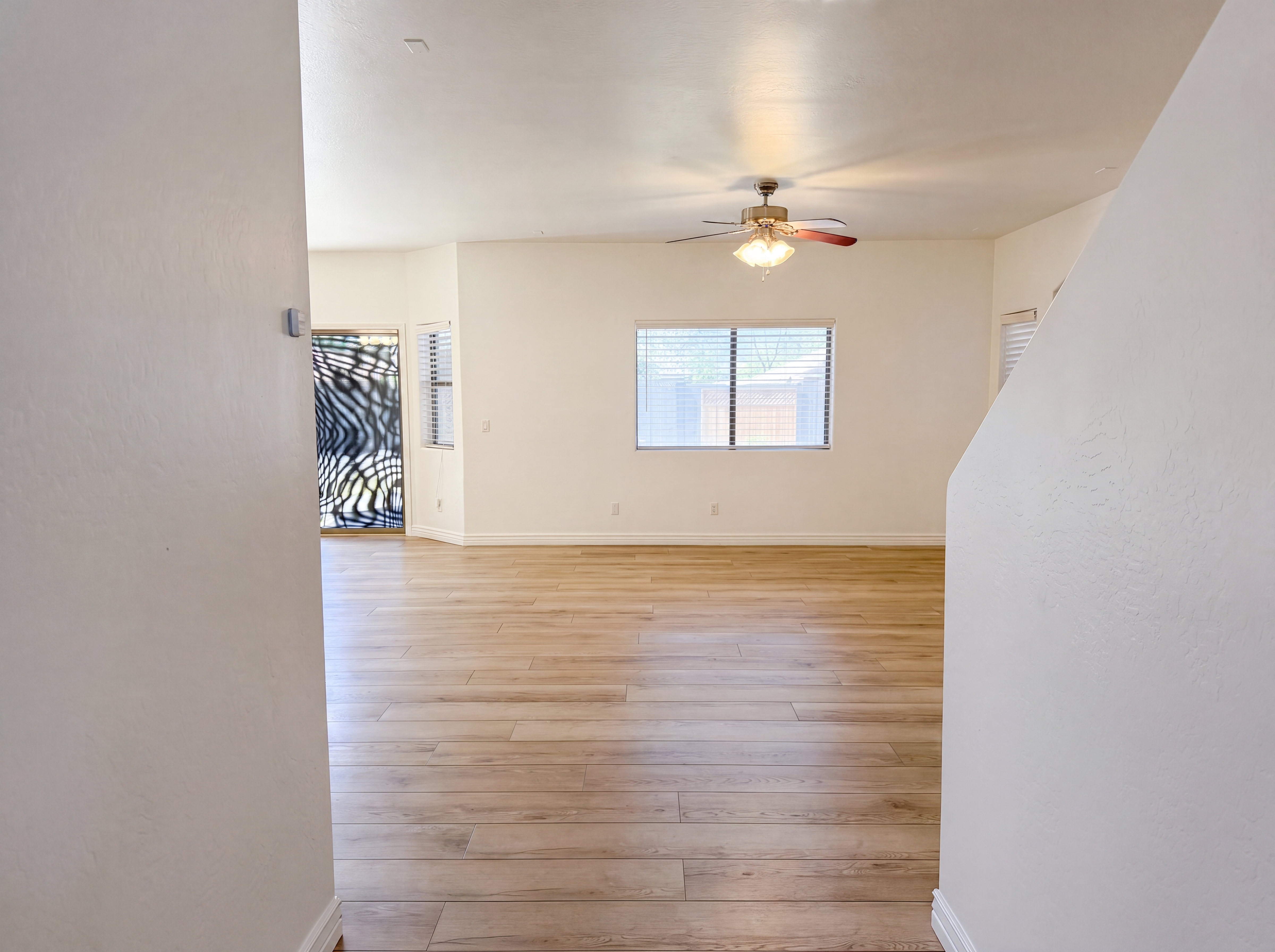 Photo 6 of 32 of 17249 W Cocopah St, Goodyear, AZ