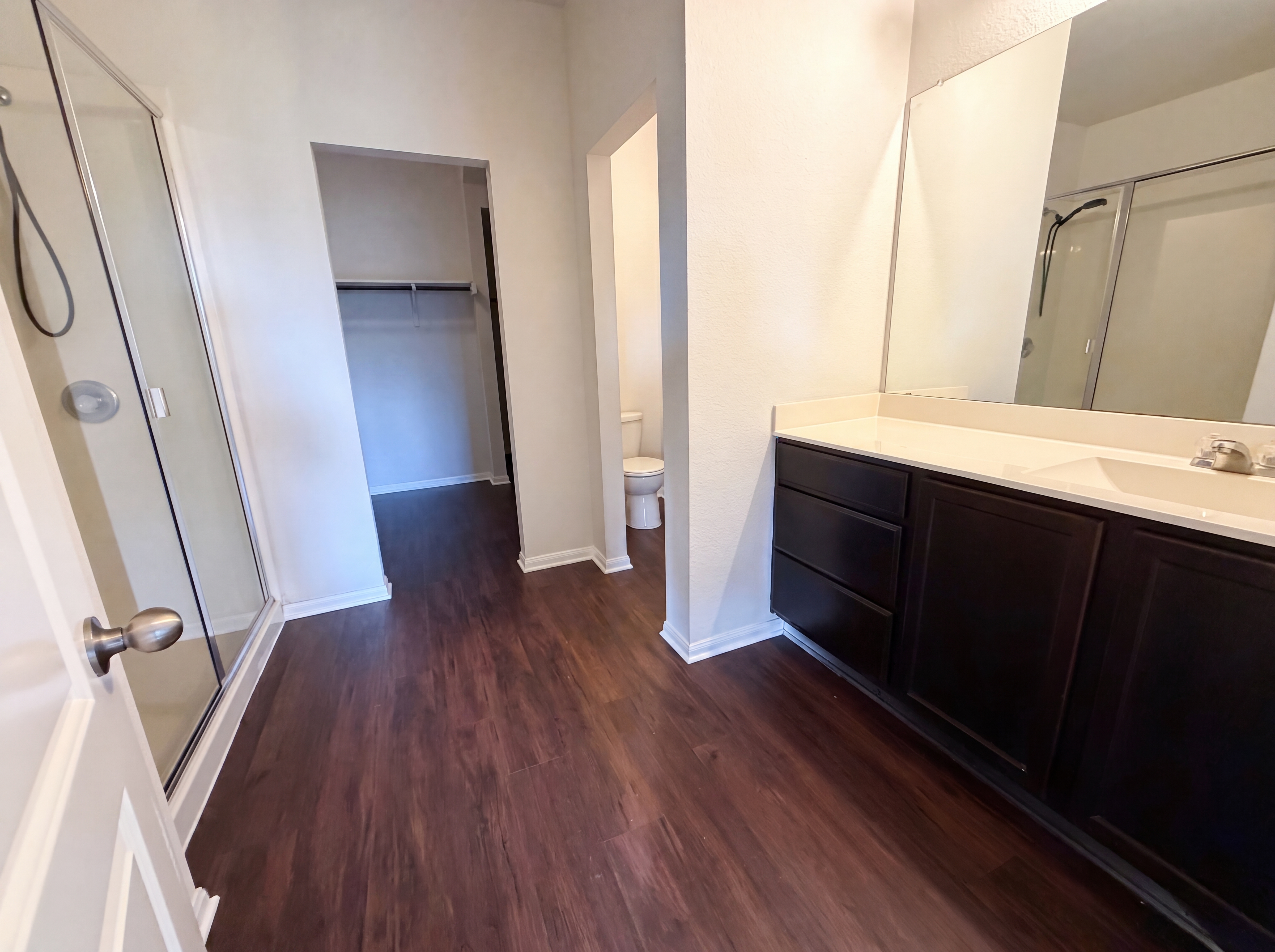 Photo 9 of 23 of 706 Luna Vista Dr, Hutto, TX
