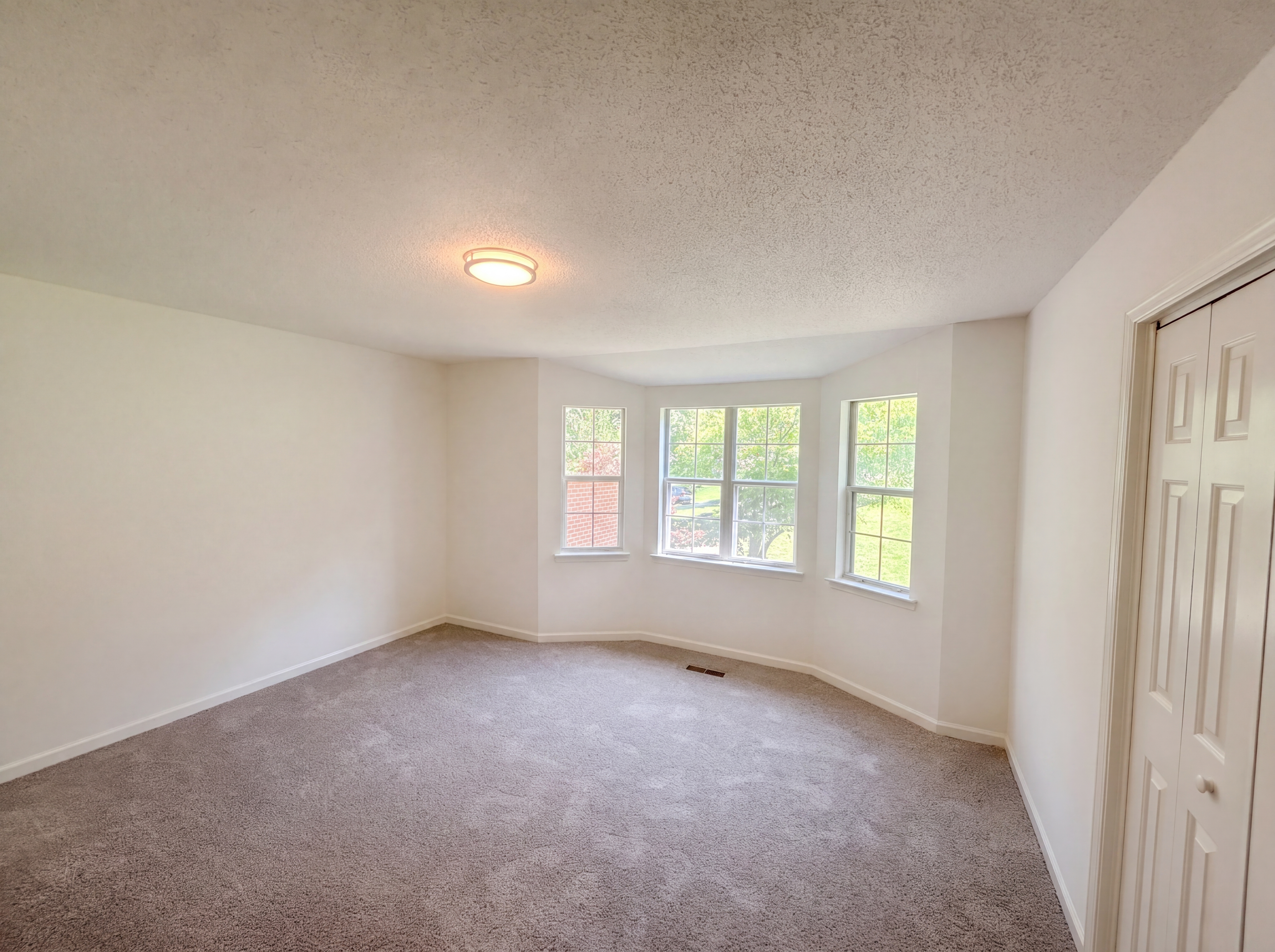 Photo 18 of 32 of 2307 Quail Nest Cir, Chattanooga, TN
