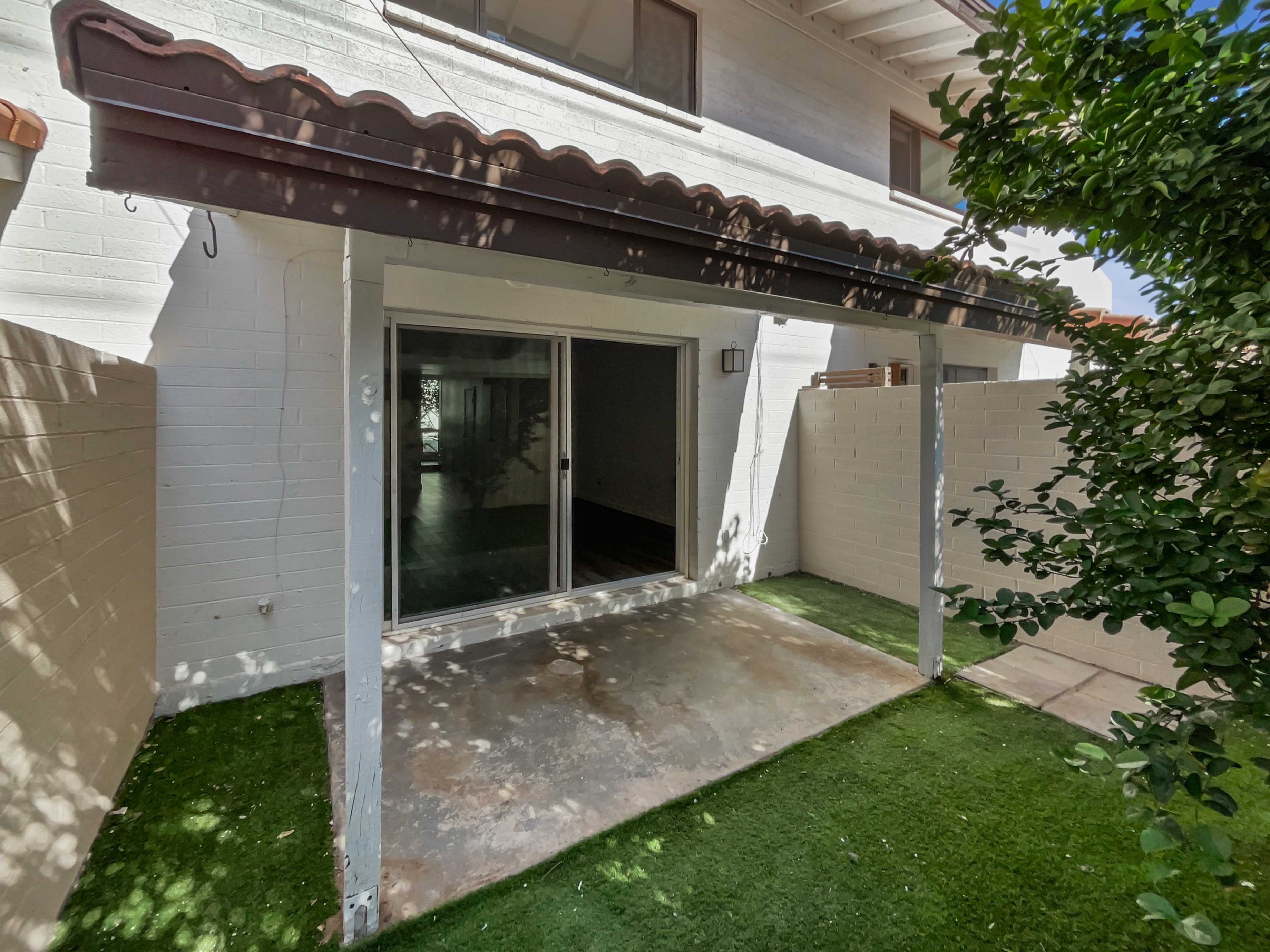 Photo 6 of 18 of 5315 N 18th St, Phoenix, AZ