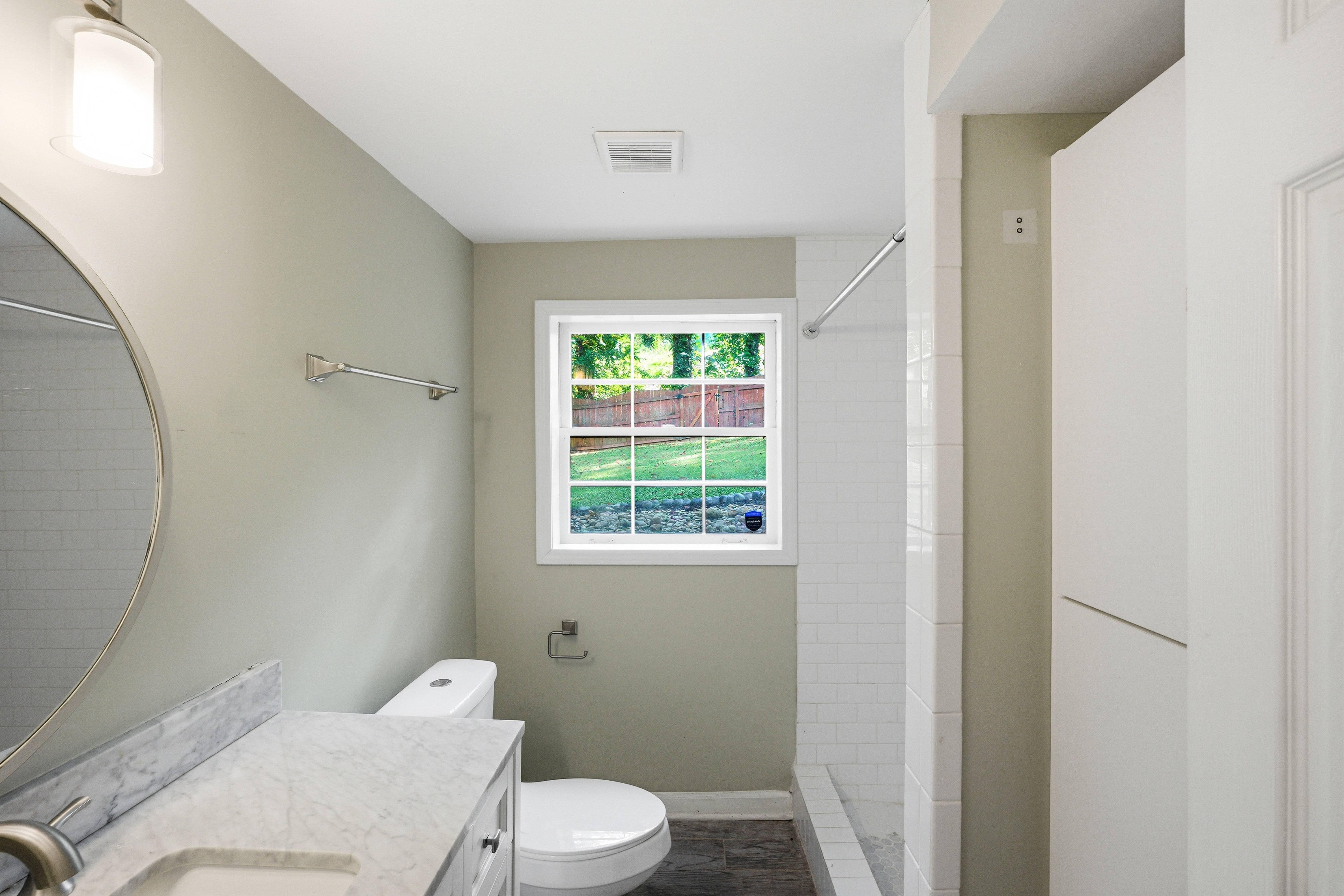 Photo 23 of 35 of 3020 Landrum Dr SW, Atlanta, GA