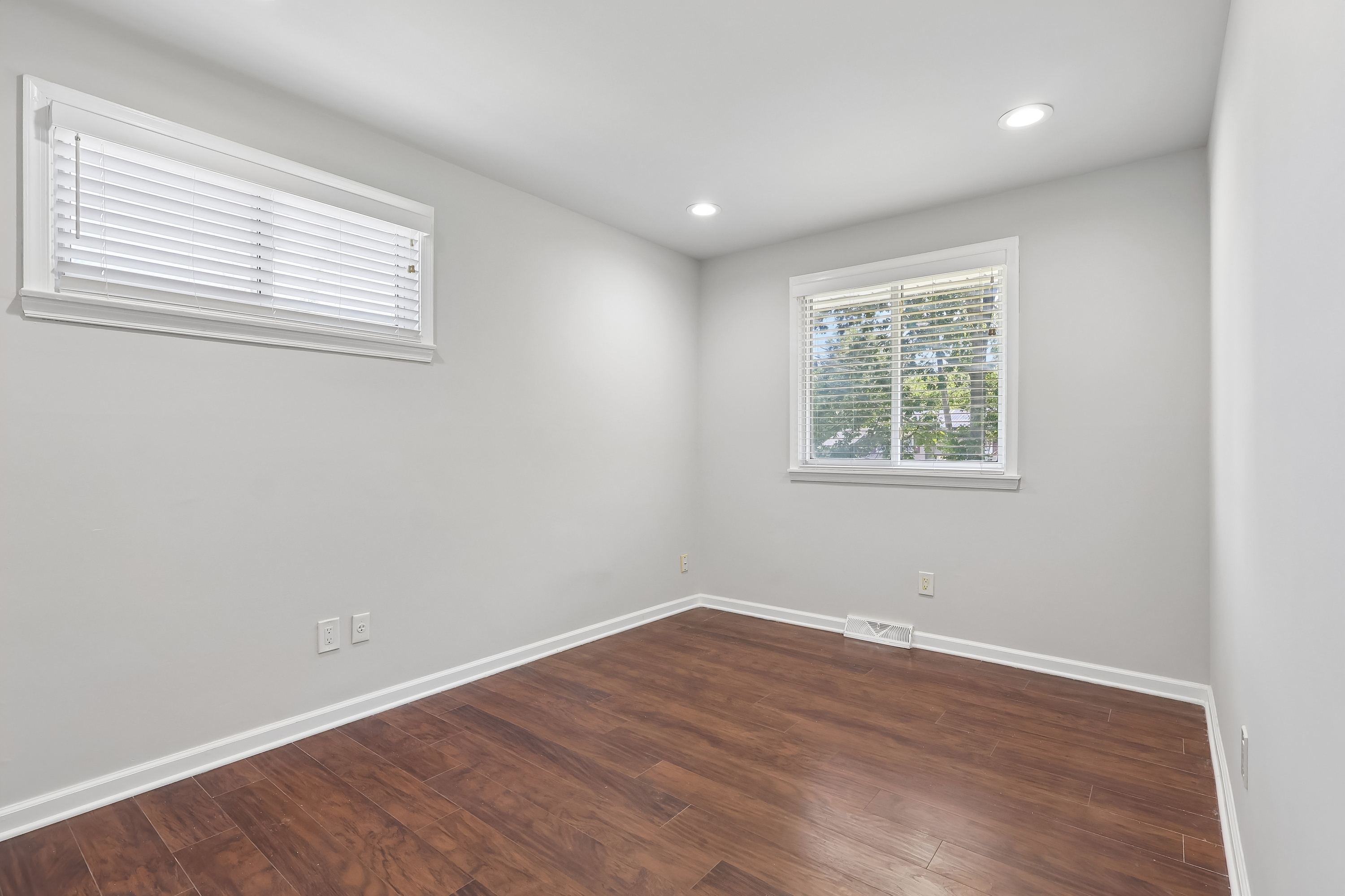 Photo 36 of 41 of 22 Yale Rd, Atco, NJ