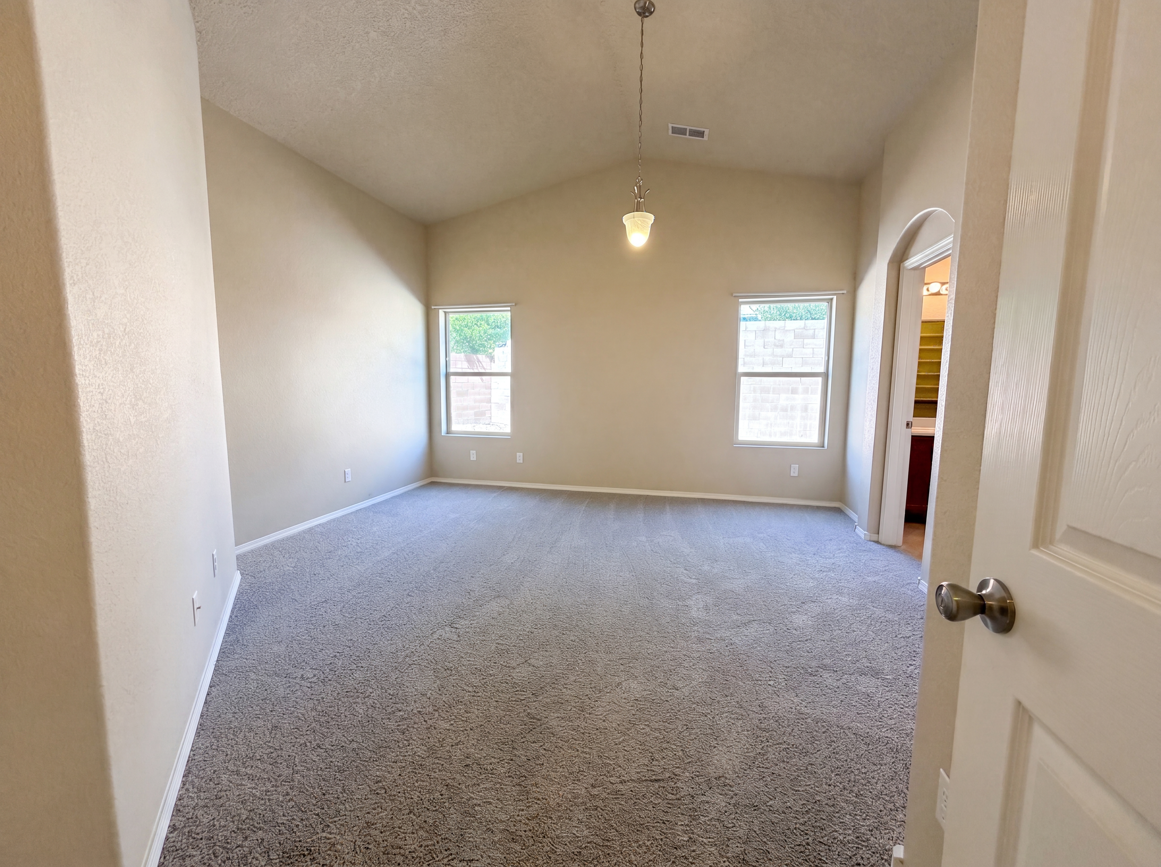 Photo 11 of 23 of 6819 Lava Rock Dr NW, Albuquerque, NM