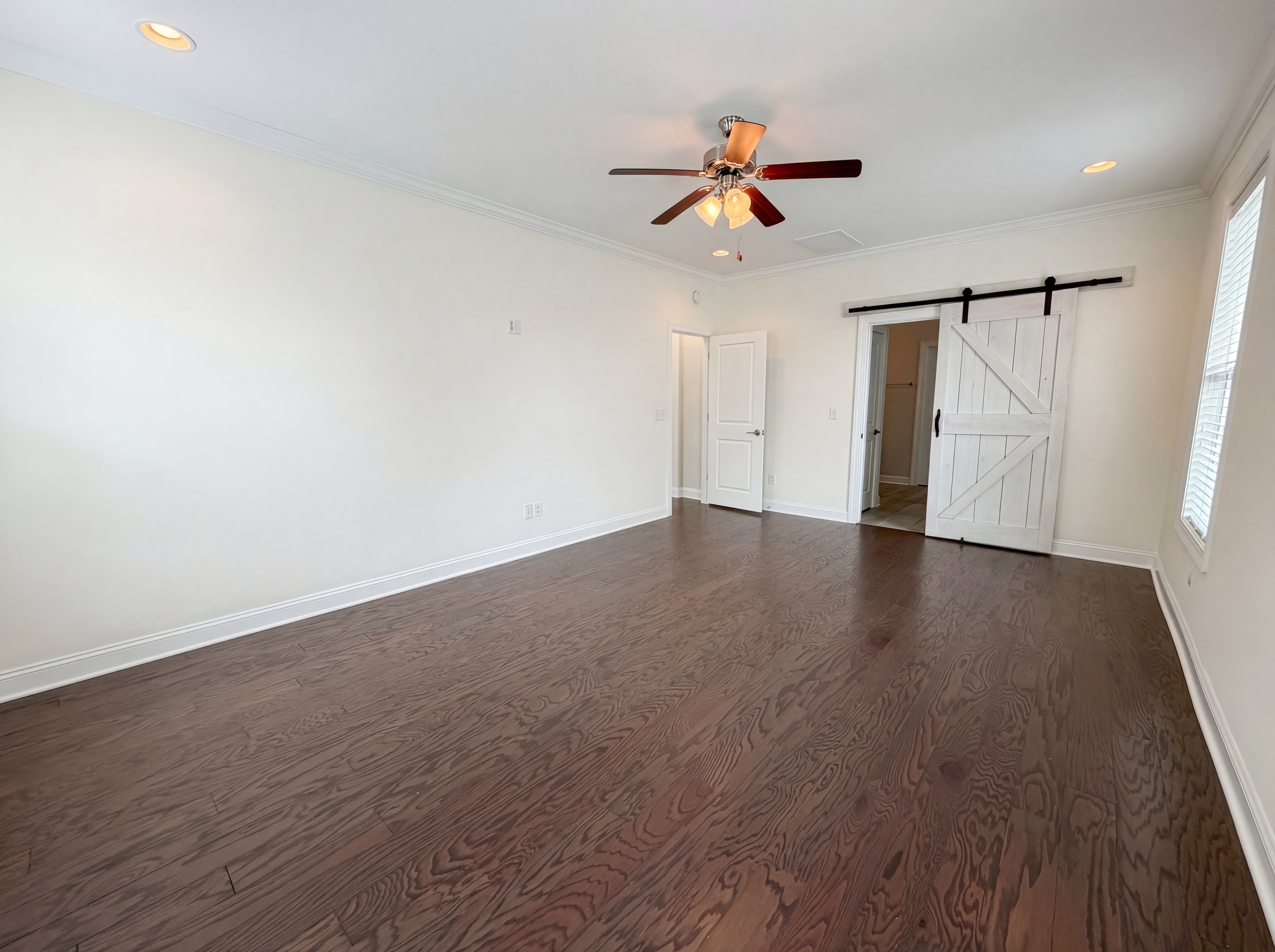 Photo 16 of 23 of 1557 Fort Palmetto Cir, Mount Pleasant, SC