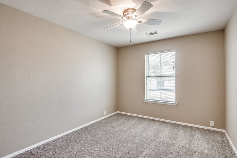 Photo 20 of 29 - 184 Leonard St, Lewisville, TX 75057