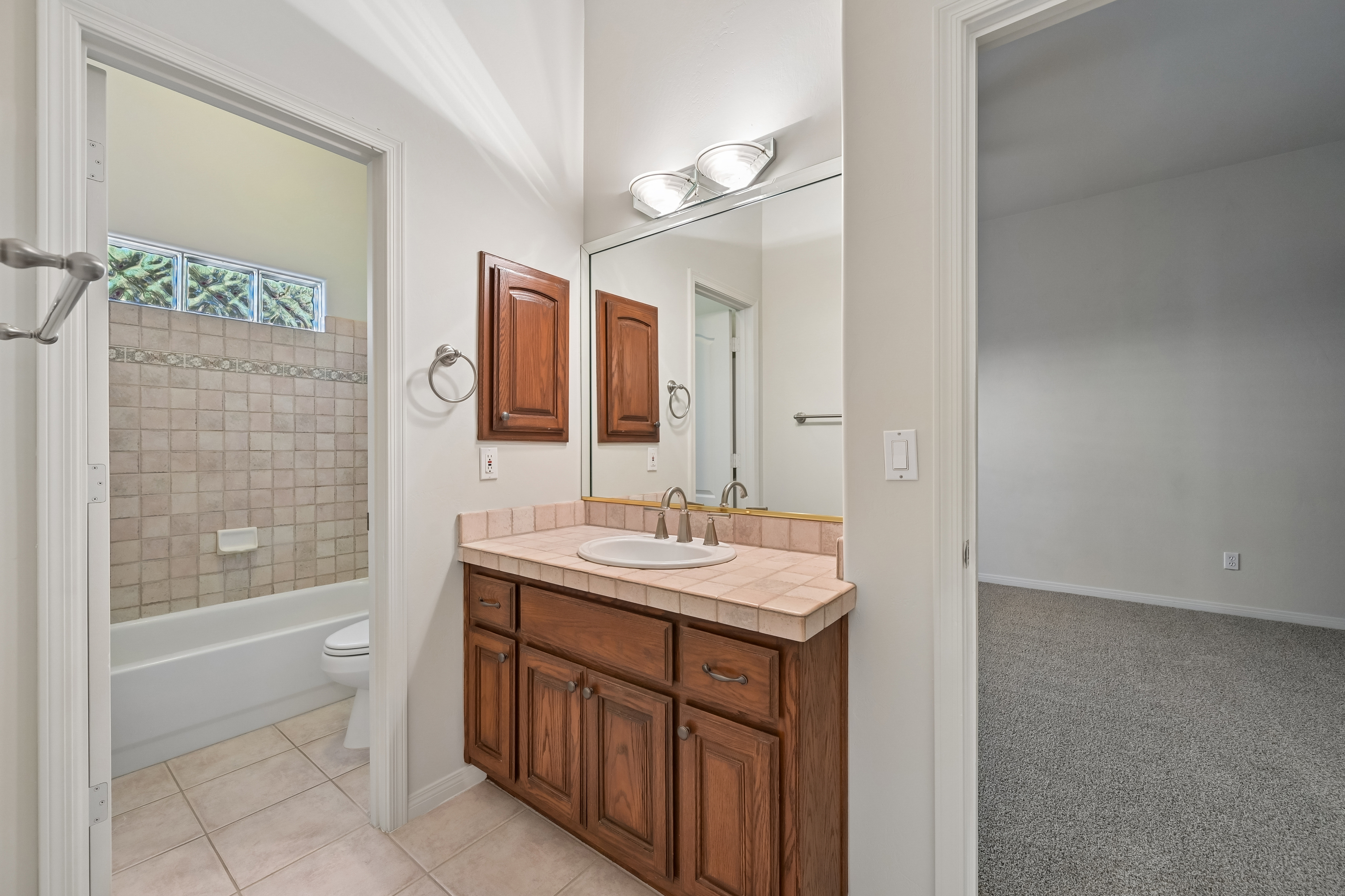 Photo 31 of 42 of 12158 E Ironwood Dr, Scottsdale, AZ