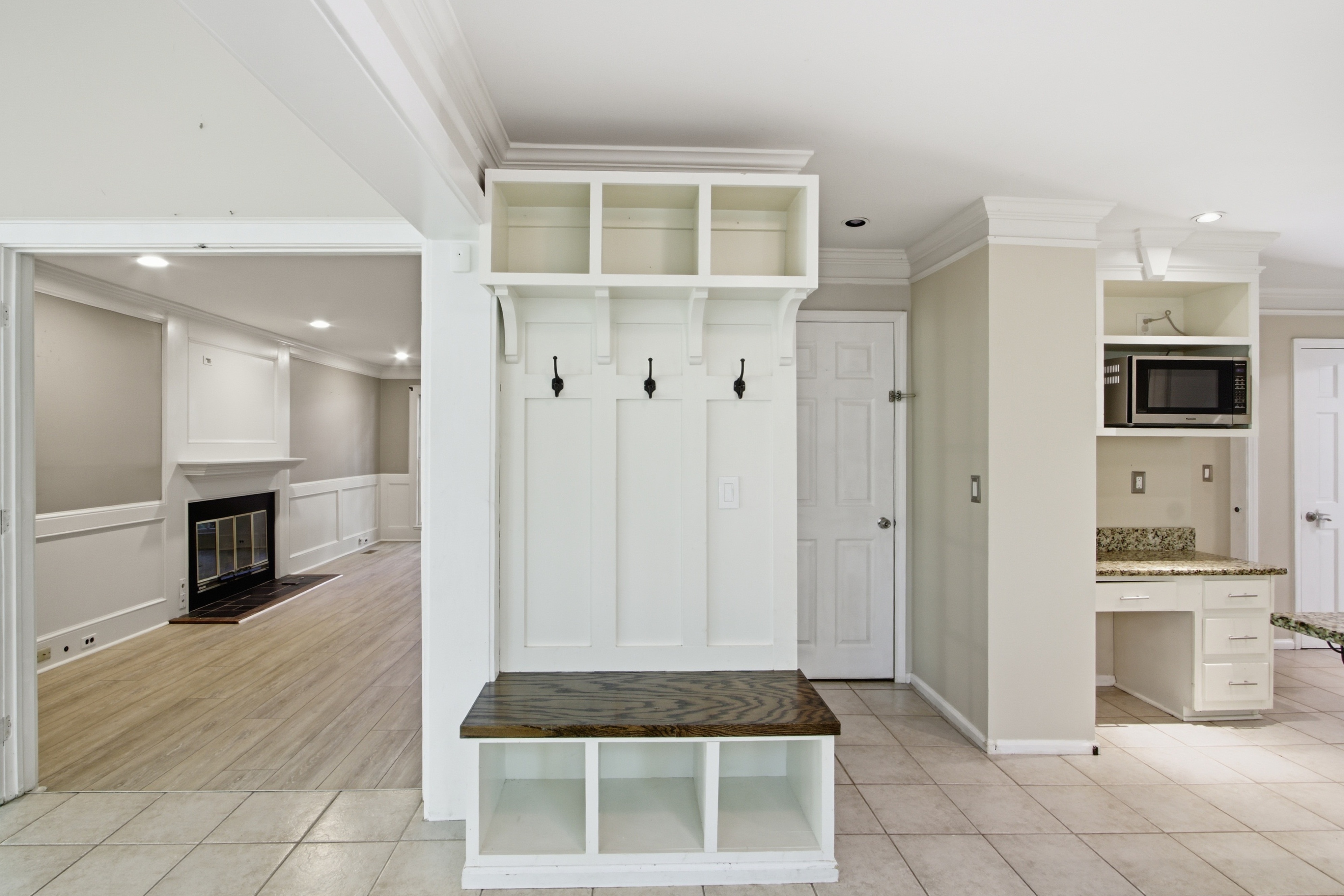 Photo 19 of 46 of 4003 Oakview Ct, Alpharetta, GA
