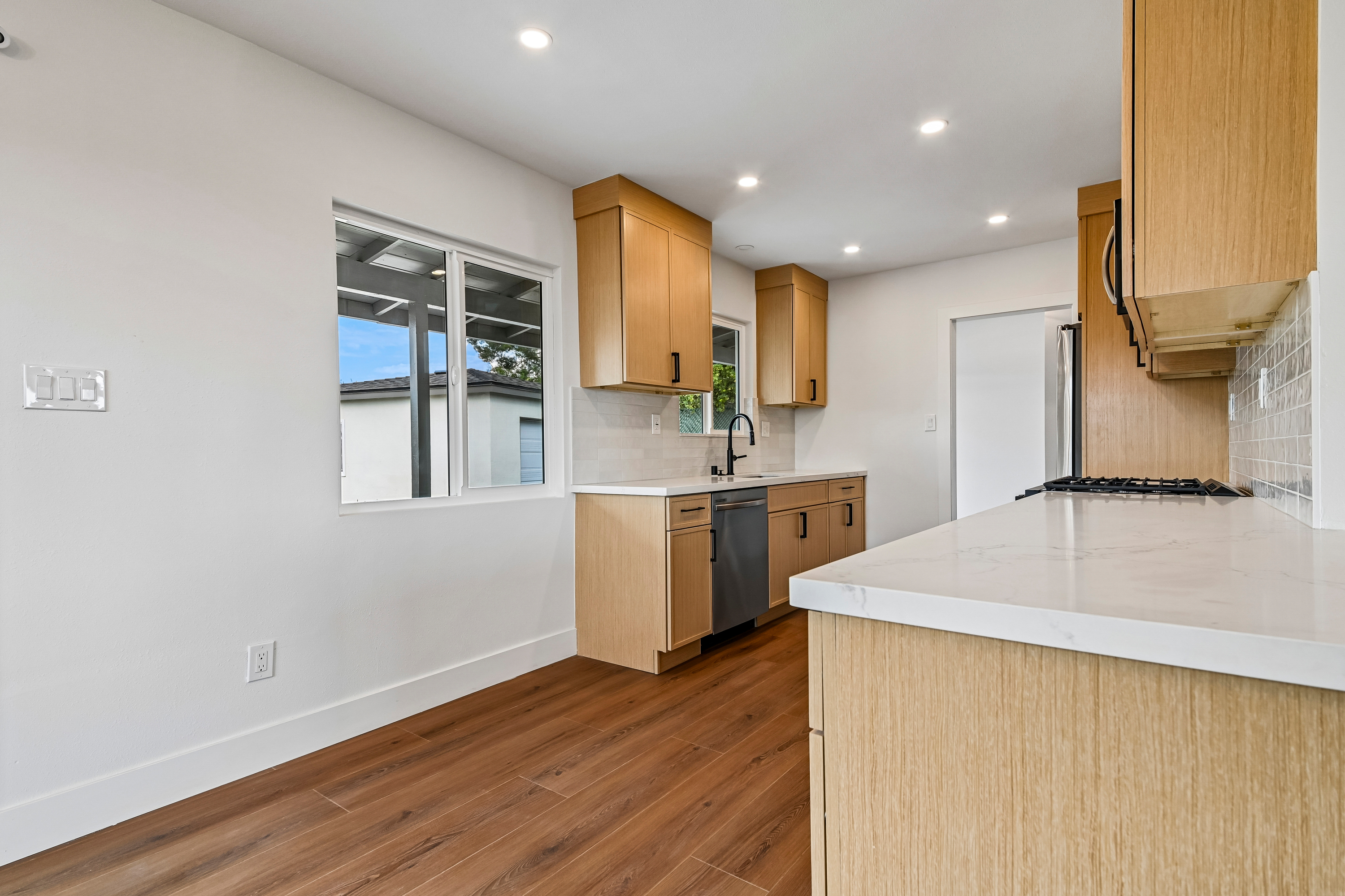 Photo 11 of 31 of 1459 N Avenue 57, Los Angeles, CA