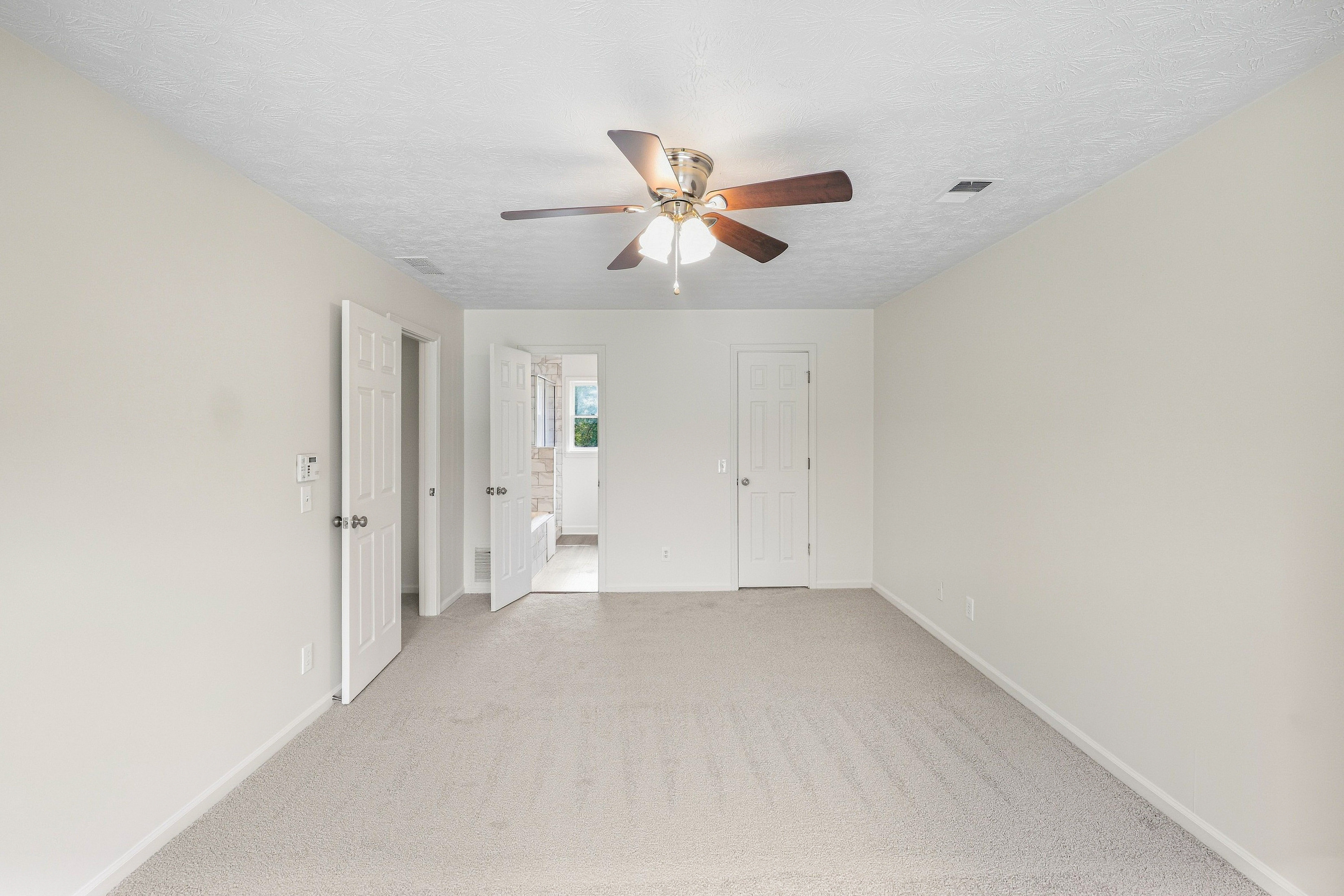 Photo 12 of 50 of 1502 Shoal Creek Dr SW, Conyers, GA