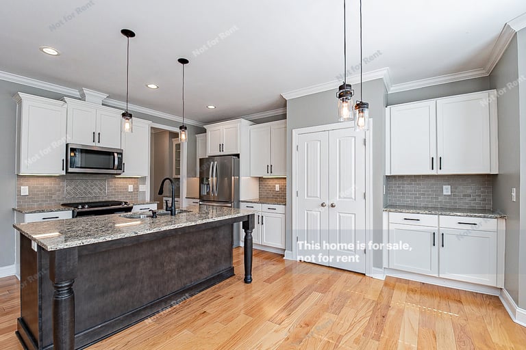 Photo 4 of 20 - 30 Grandwood Cir, Durham, NC 27712