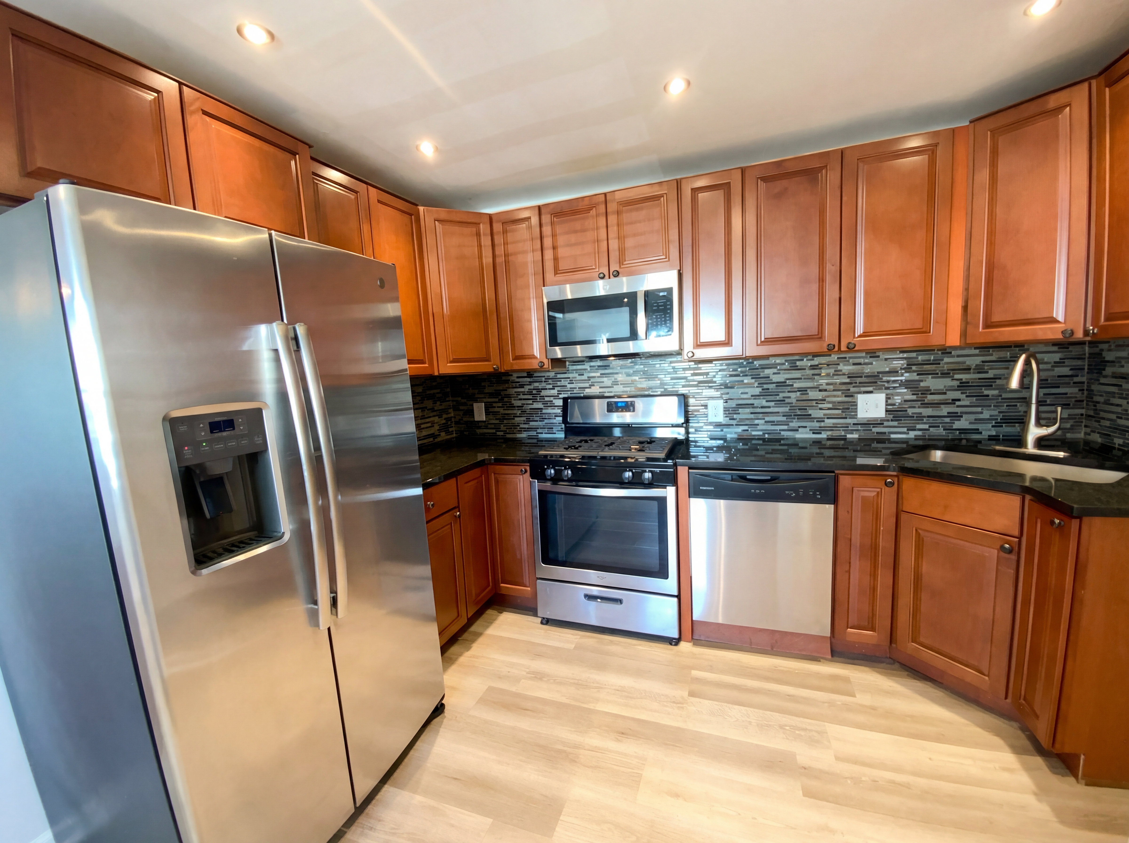 Photo 2 of 17 of 6736 Wise Ave, Saint Louis, MO
