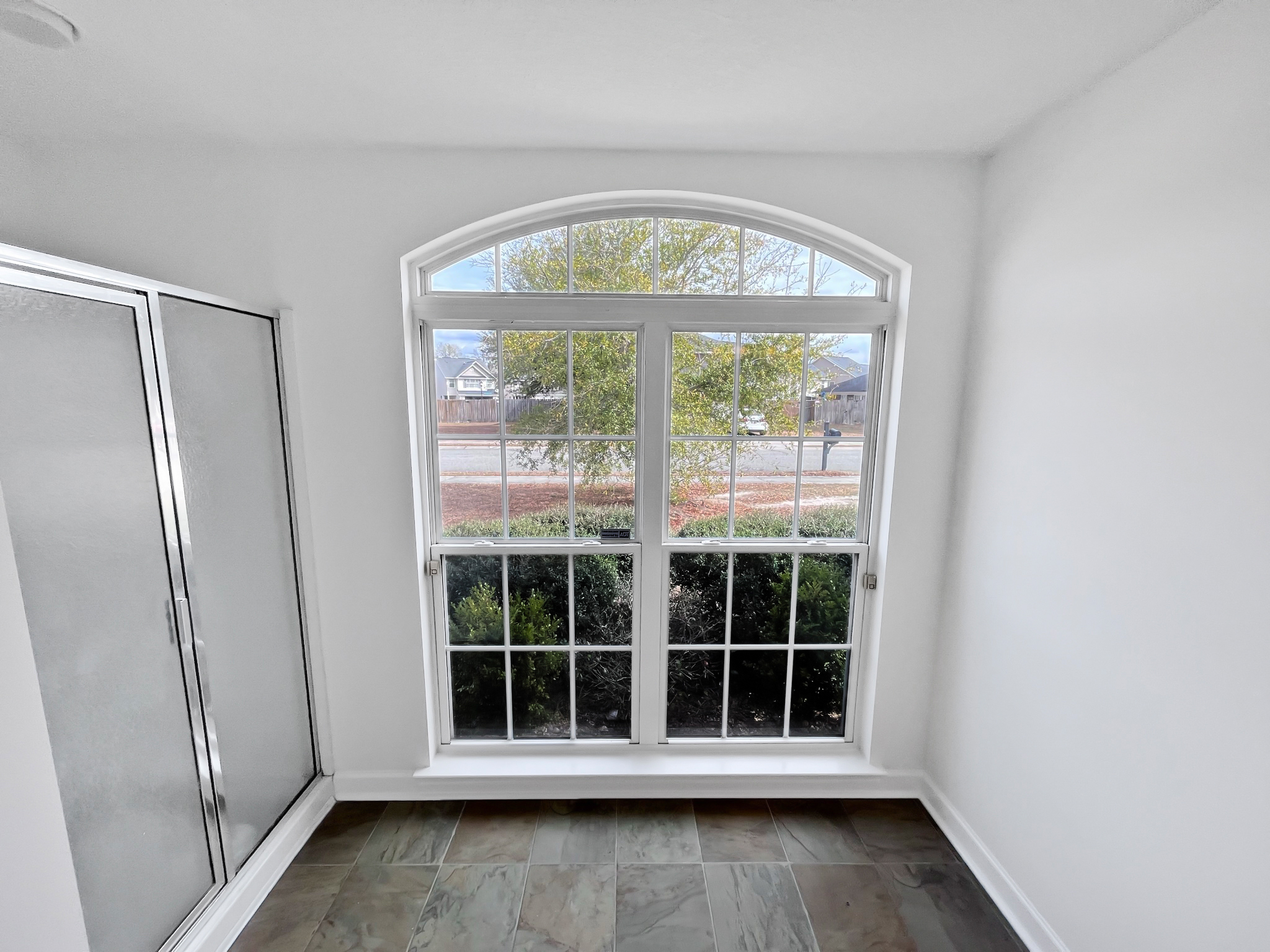 Photo 13 of 15 of 123 Grandview Dr, Hinesville, GA