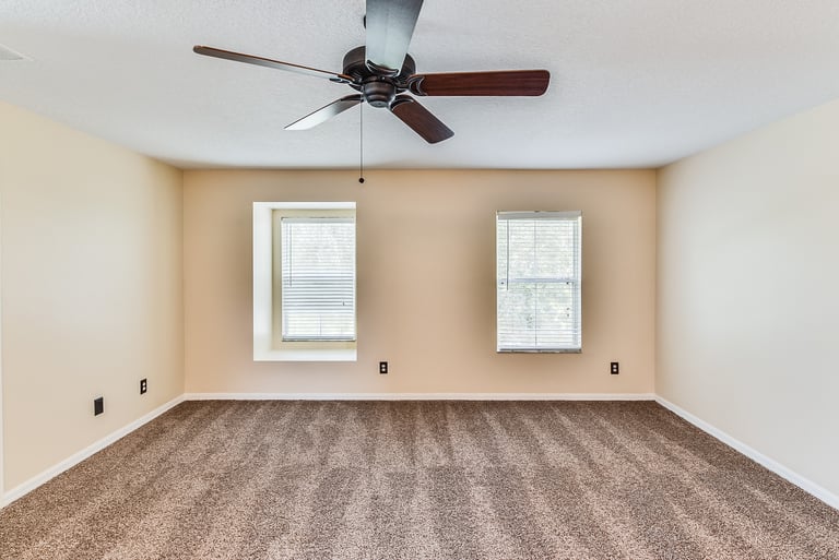 Photo 9 of 27 - 1519 Pier St, Clermont, FL 34711