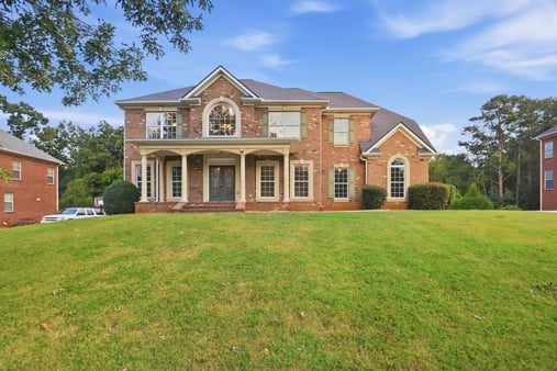 Photo 1 of 40 of 318 Hamilton Dr, Conyers, GA