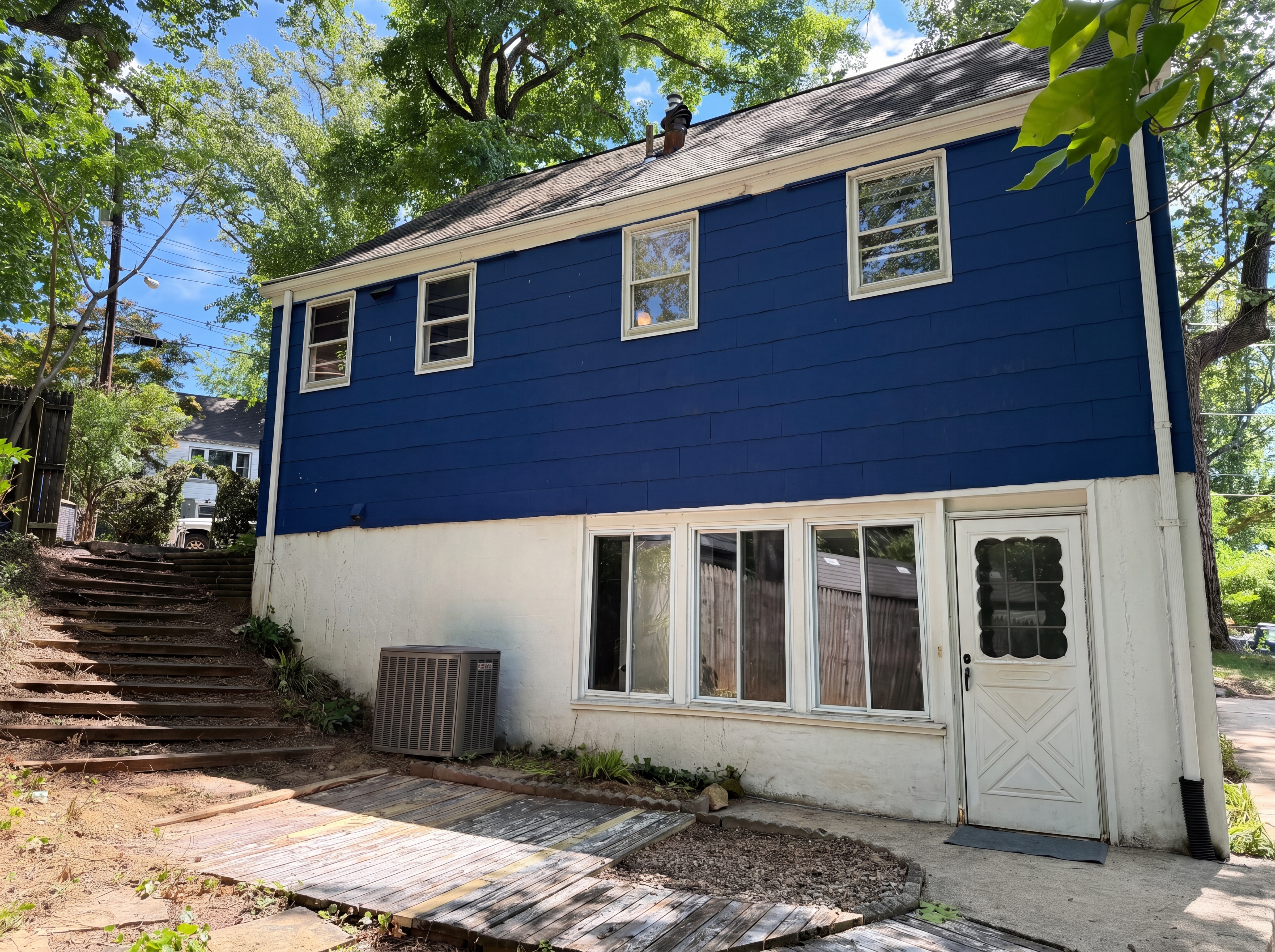 Photo 5 of 39 of 4027 Lawrence Ave, Kensington, MD