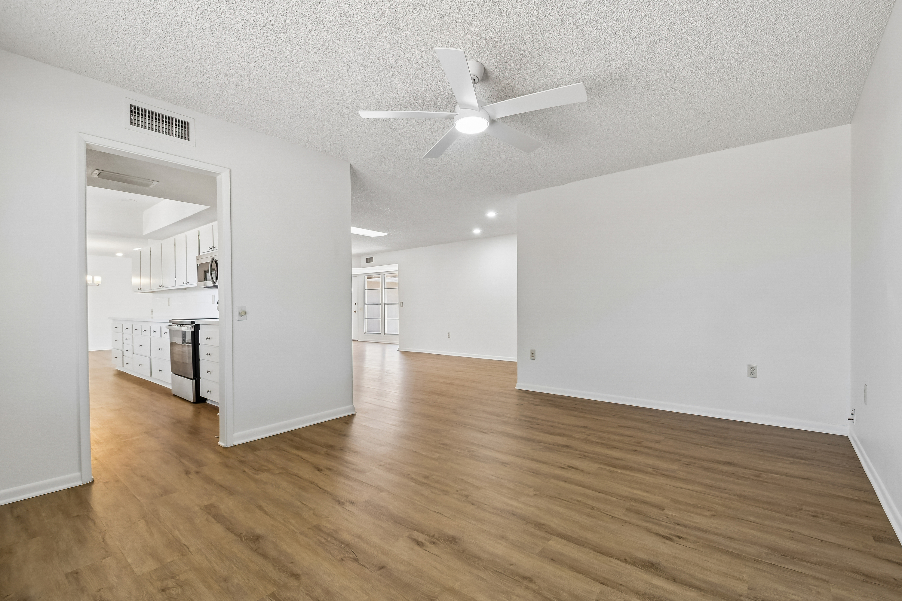 Photo 14 of 25 of 9703 W Spanish Moss Ln, Sun City, AZ