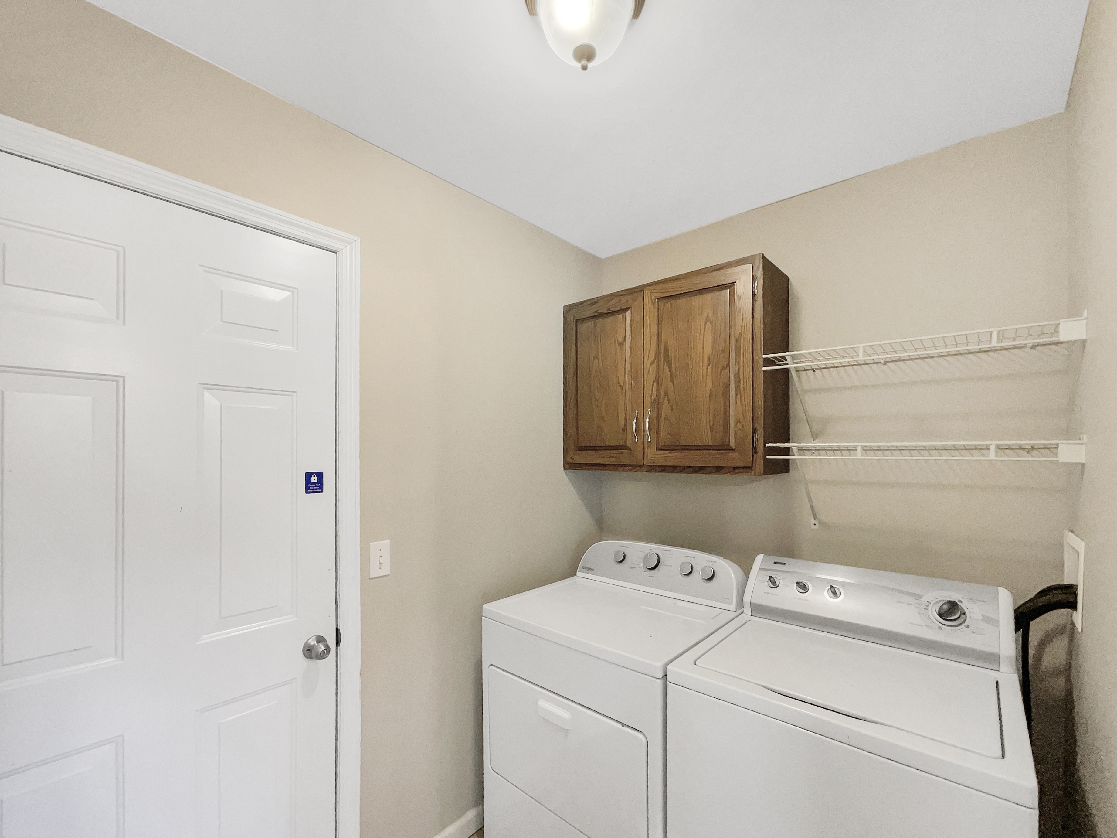 Photo 18 of 25 of 191 Gardenia Dr, Troy, MO
