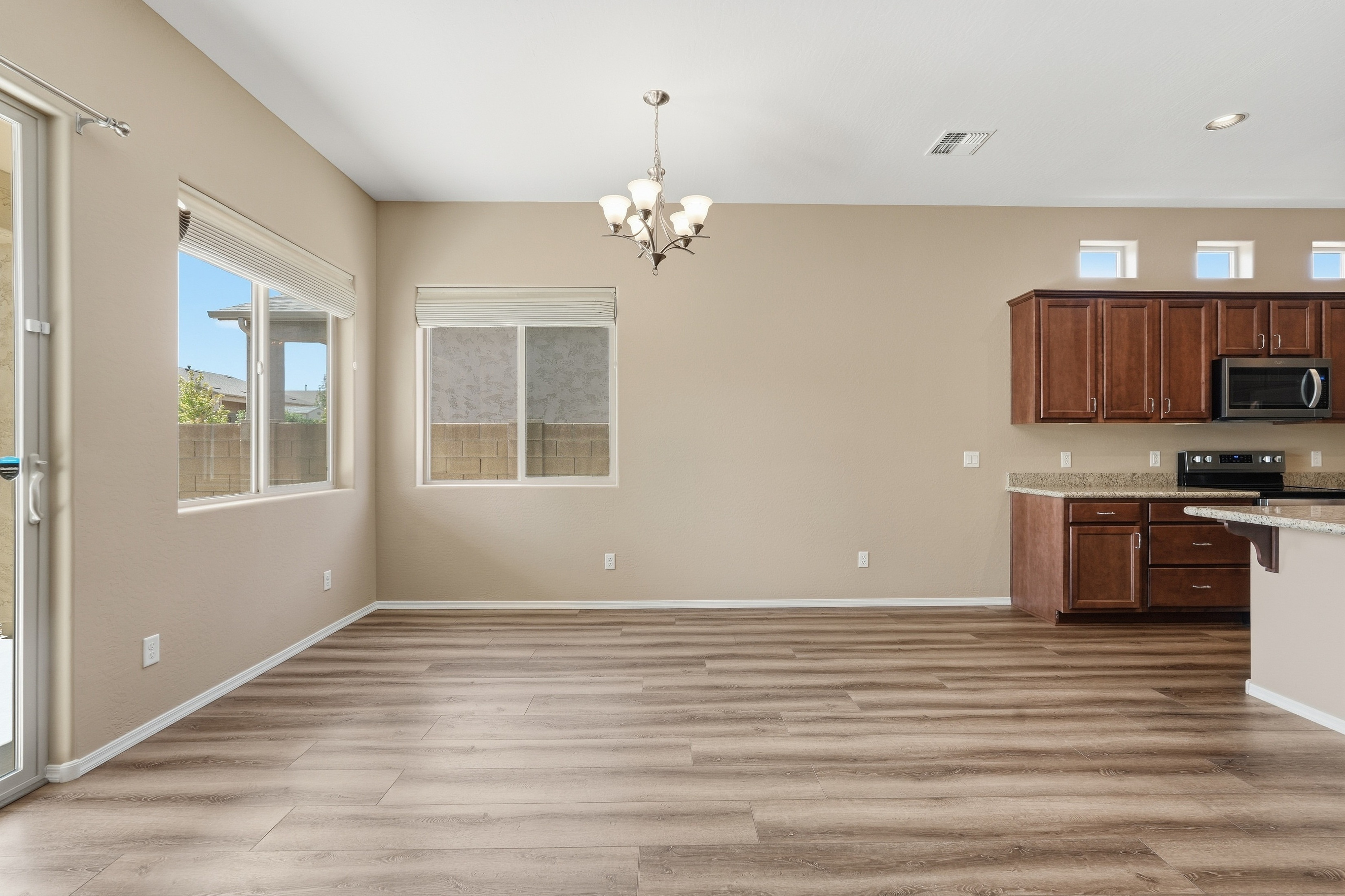 Photo 6 of 23 of 6167 E Livingston Loop, Prescott Valley, AZ