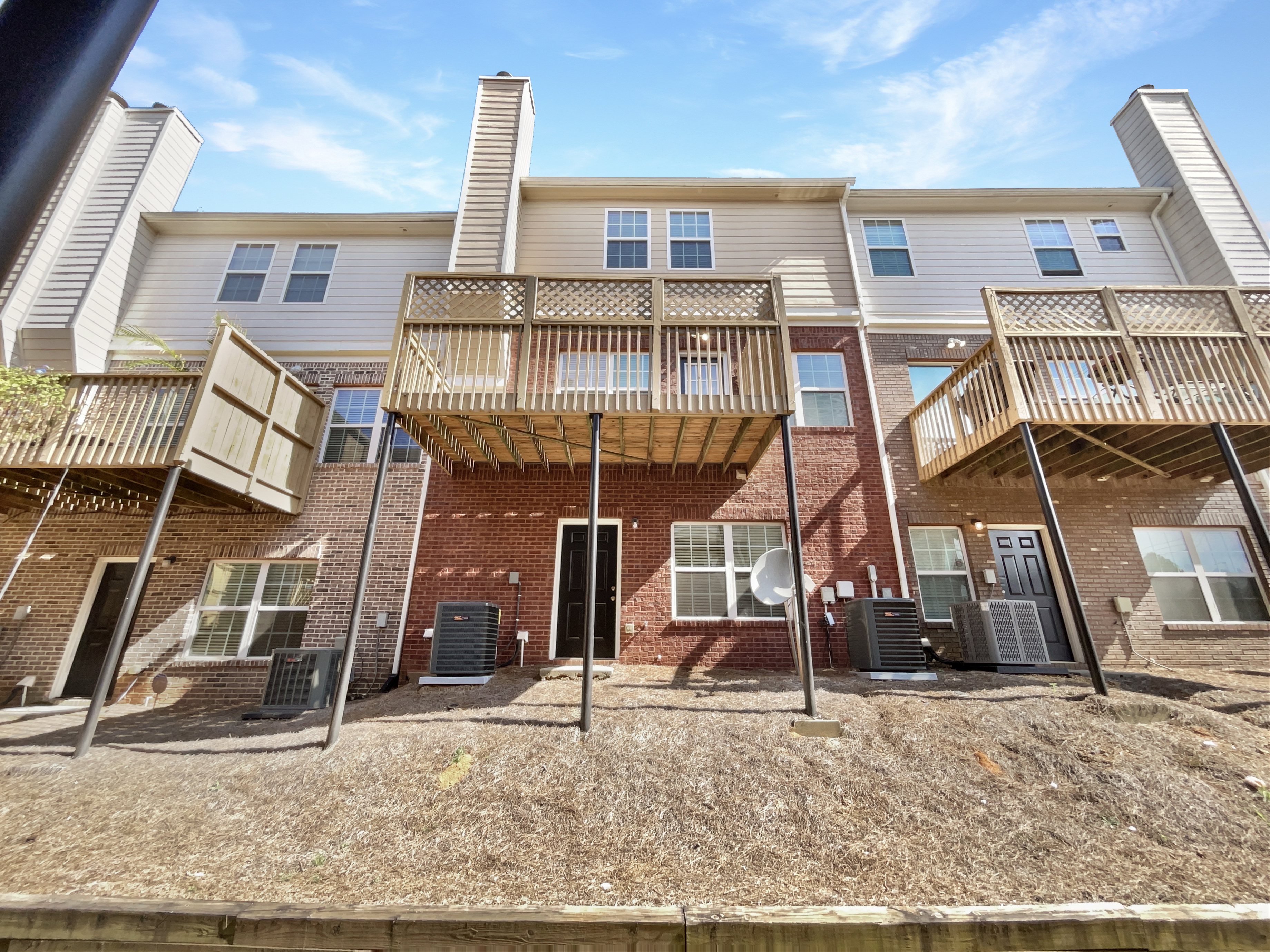 Photo 47 of 52 of 1622 Halliard Dr, Lawrenceville, GA