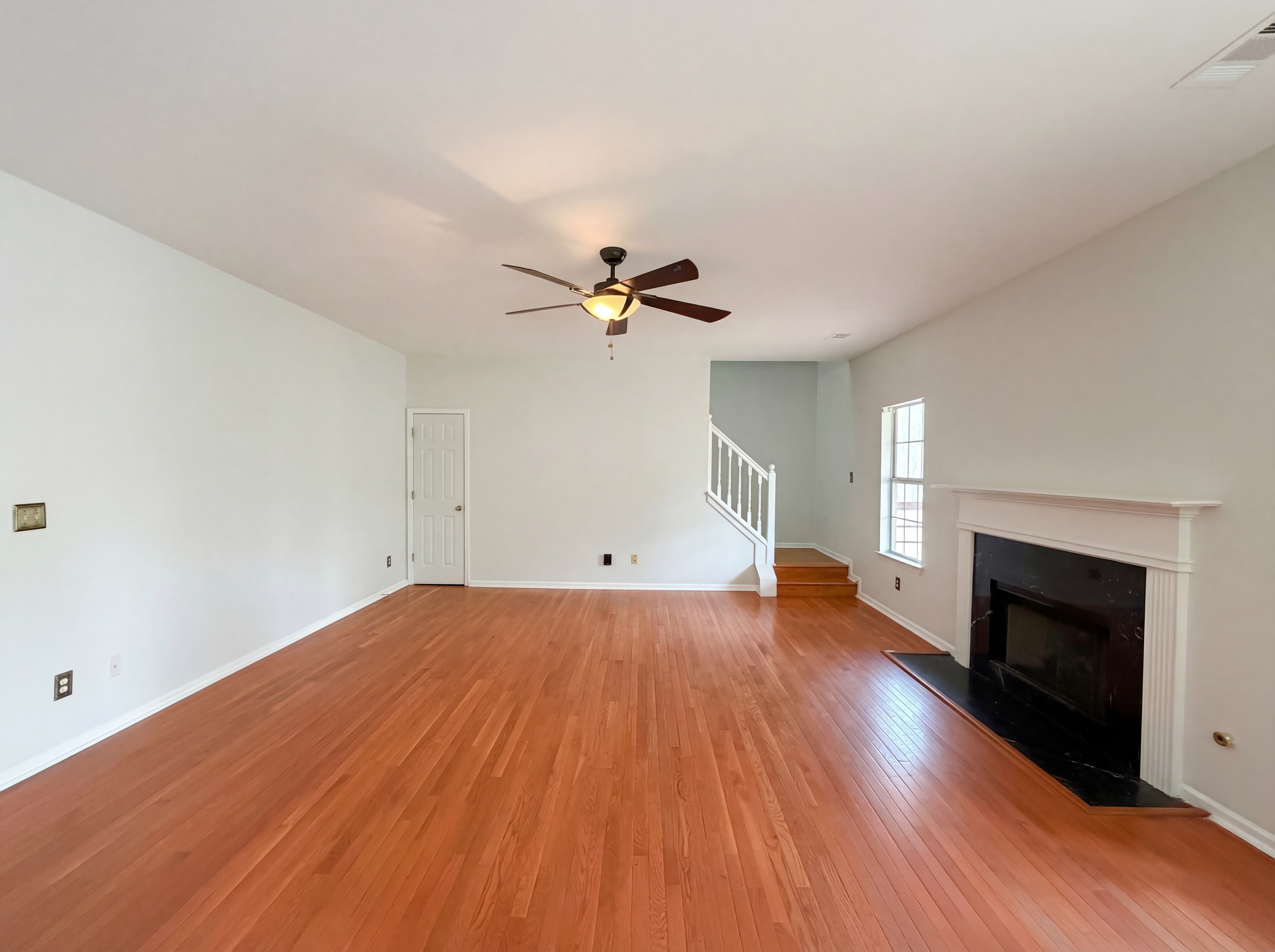 Photo 9 of 46 of 5522 Wind River Ln, Powder Springs, GA