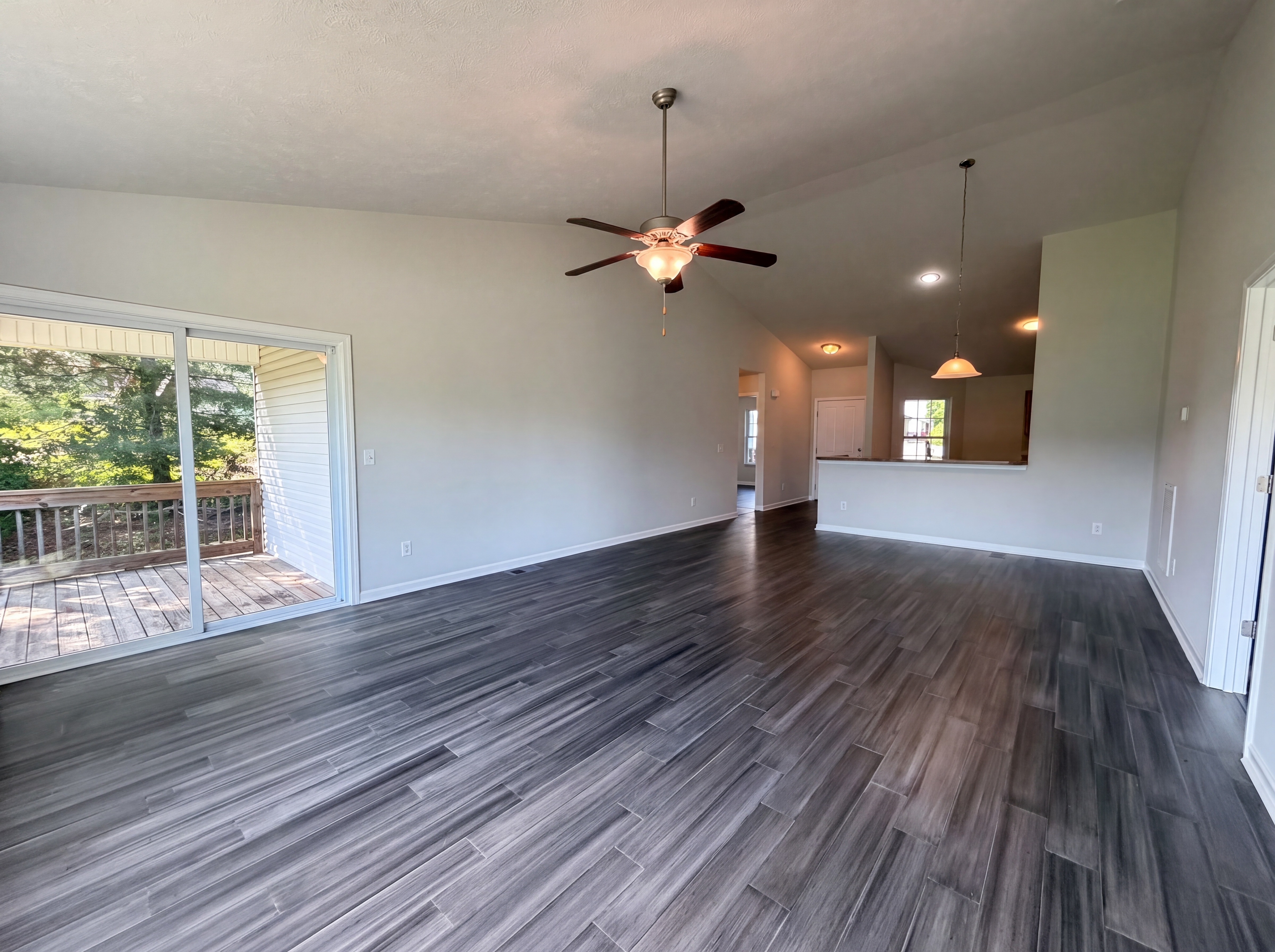 Photo 8 of 16 of 504 Welshcrest Ct, Antioch, TN