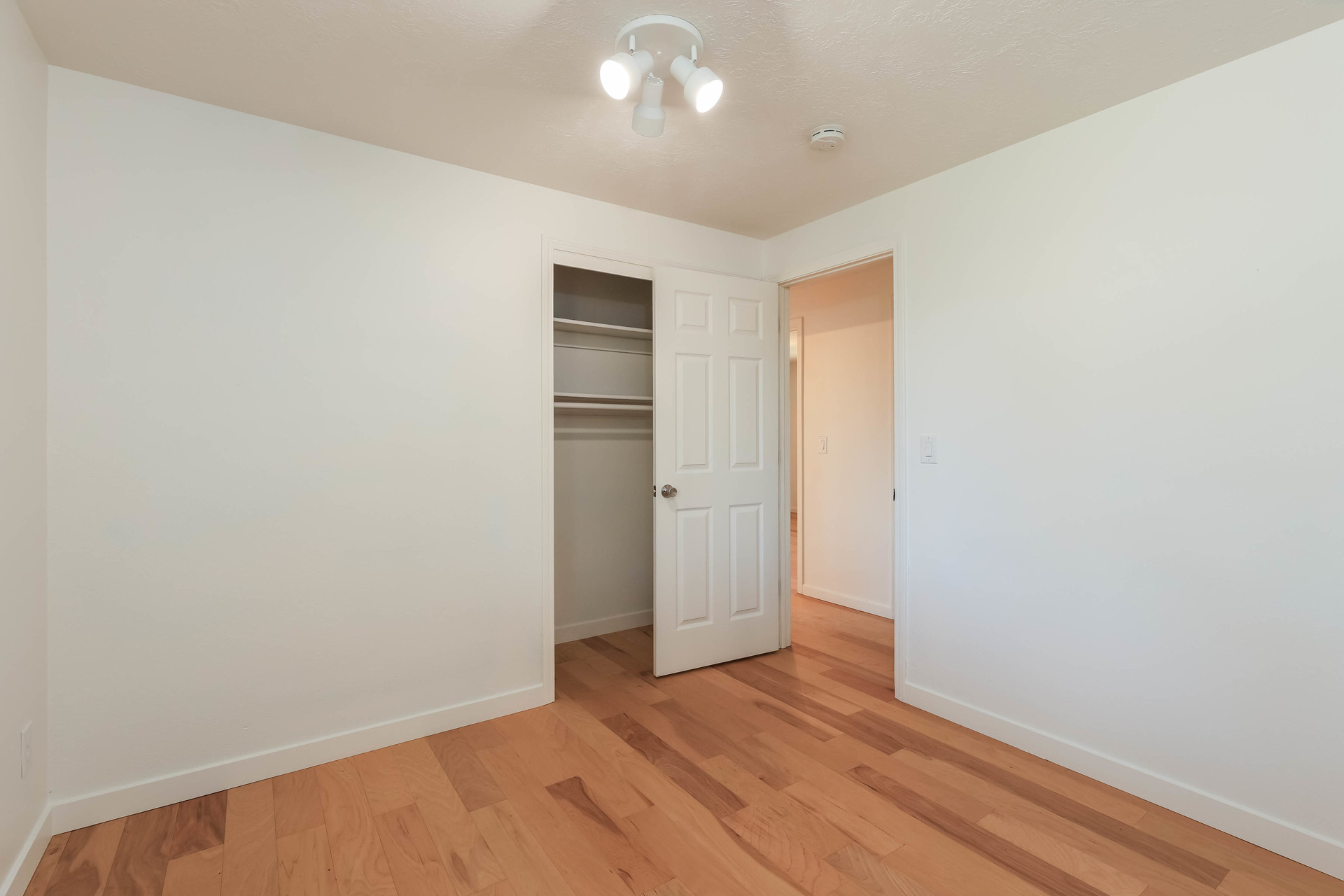 Photo 30 of 36 of 4927 Trade Wind Ave N, Keizer, OR
