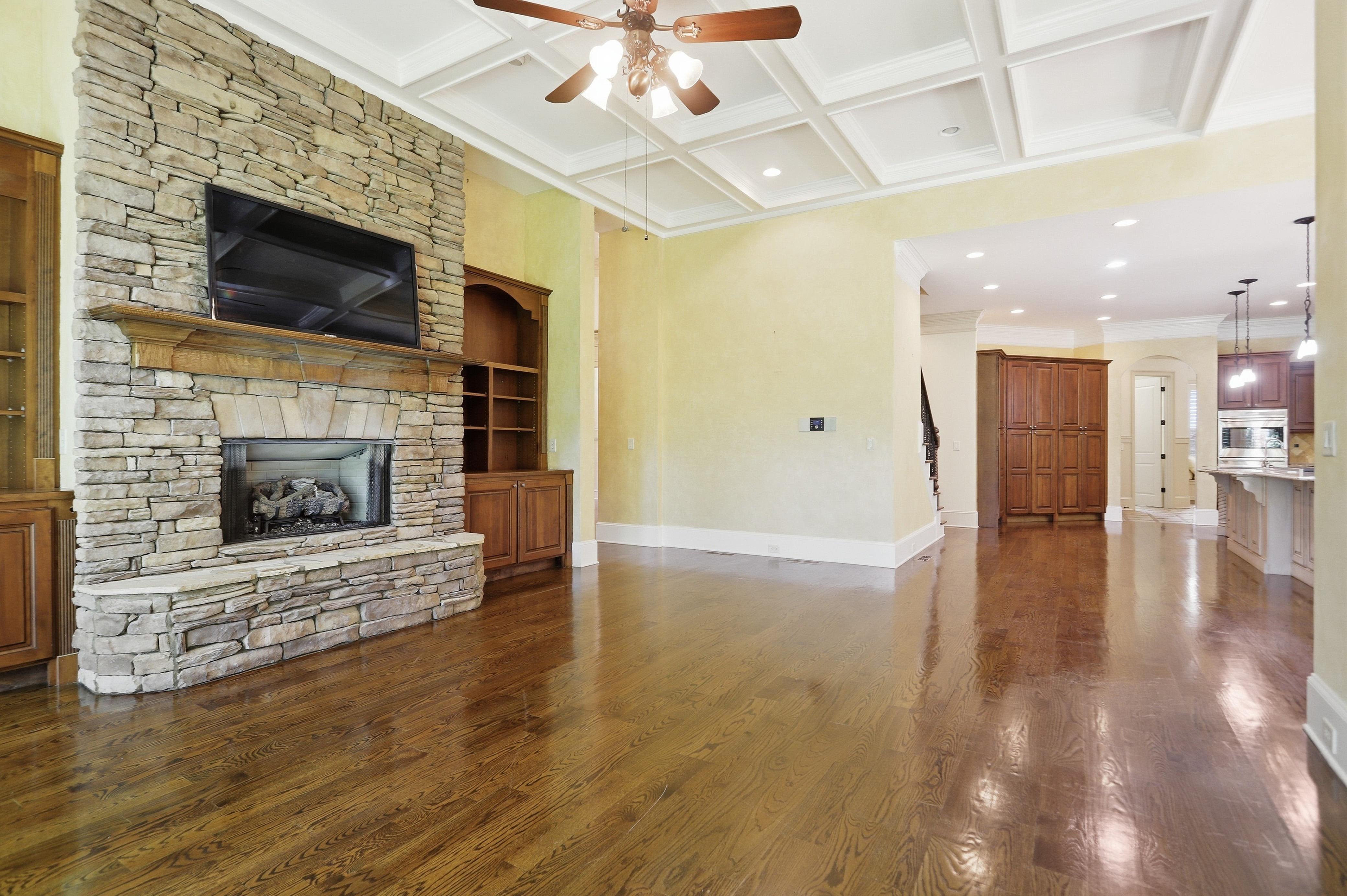 Photo 13 of 126 of 108 Waters Edge Dr, Woodstock, GA
