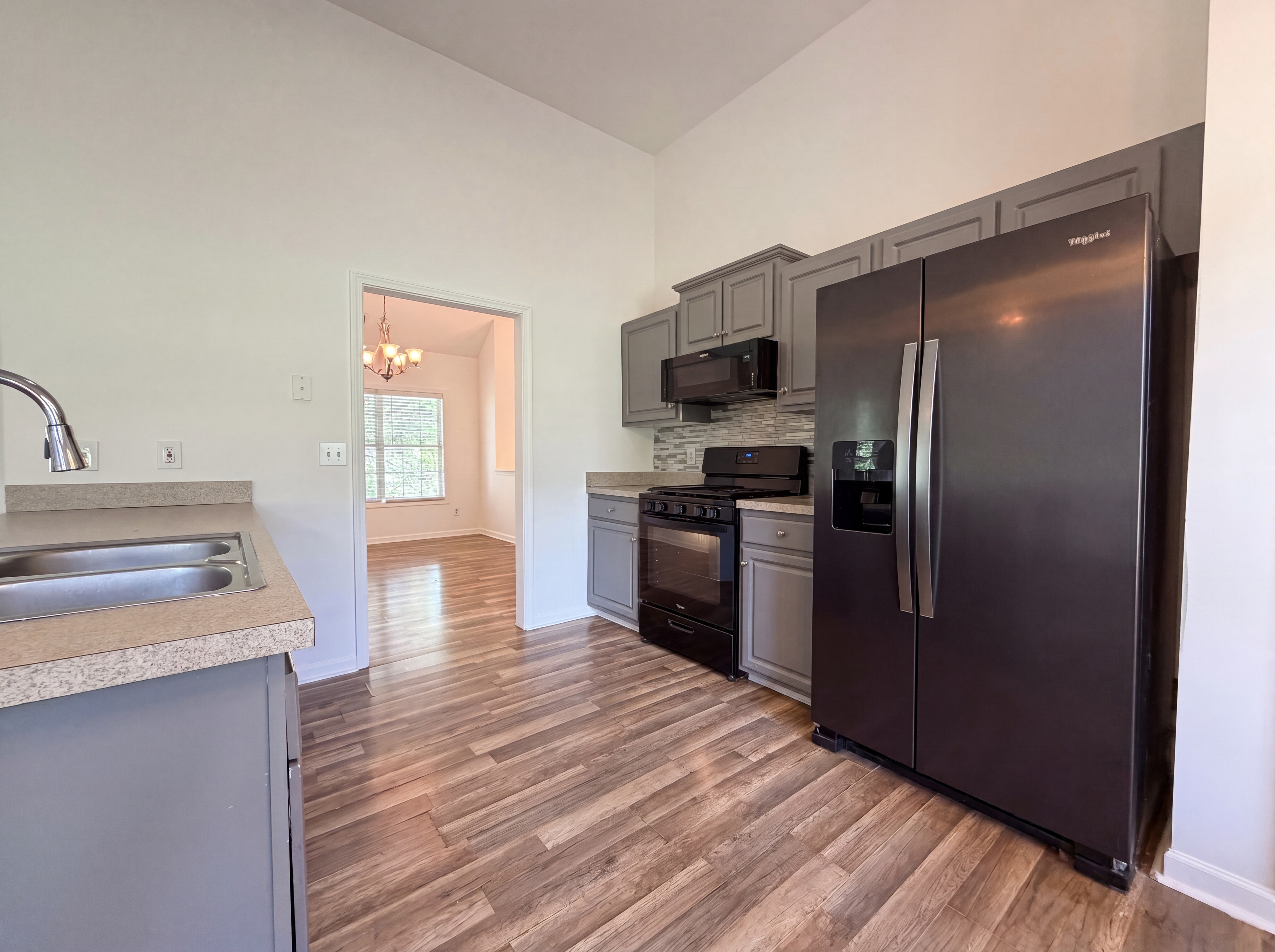Photo 8 of 22 of 3912 McGuire Way NW, Kennesaw, GA