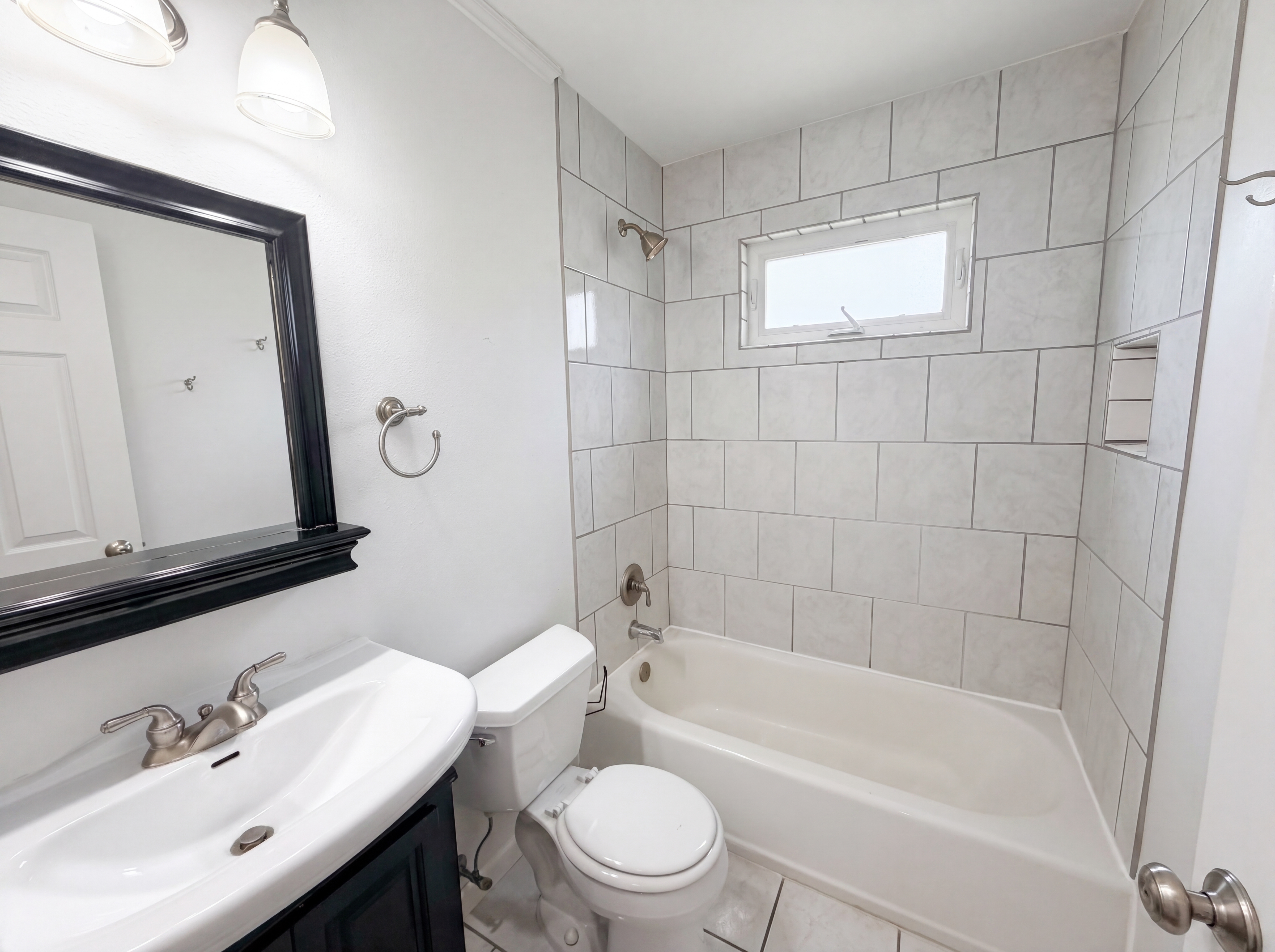 Photo 6 of 18 of 1 Winstead Pl, Florissant, MO