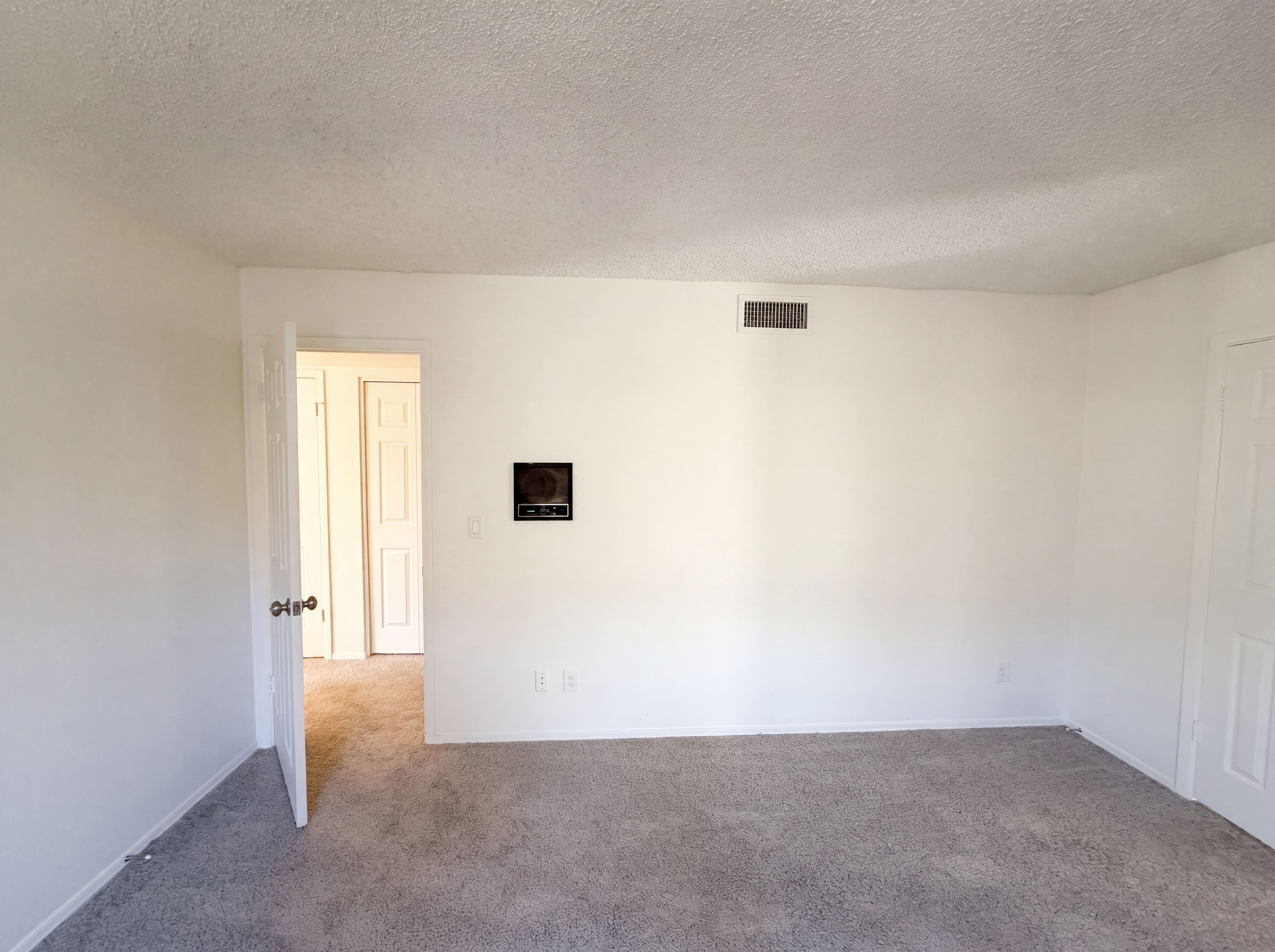 Photo 12 of 22 of 11820 N 66th Dr, Glendale, AZ