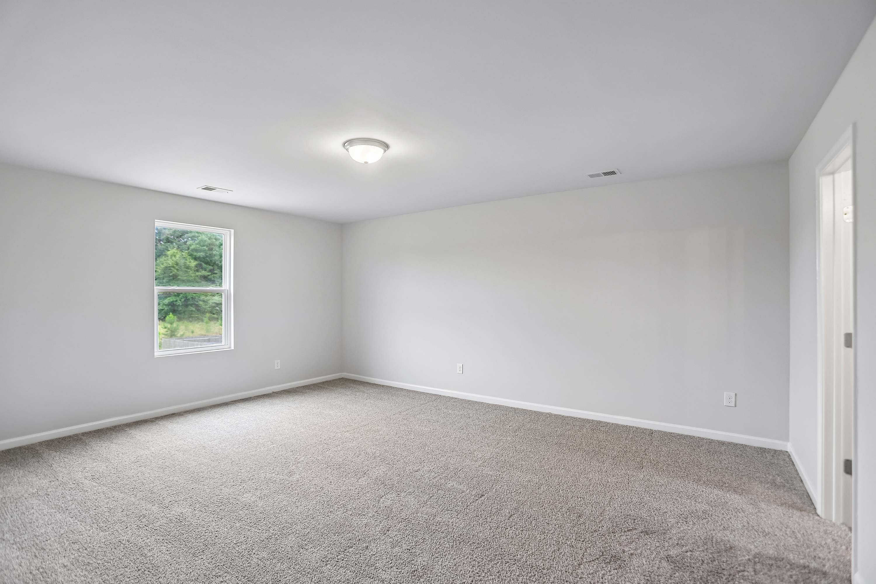 Photo 5 of 33 of 4036 Liberty Estates Dr, Macon, GA