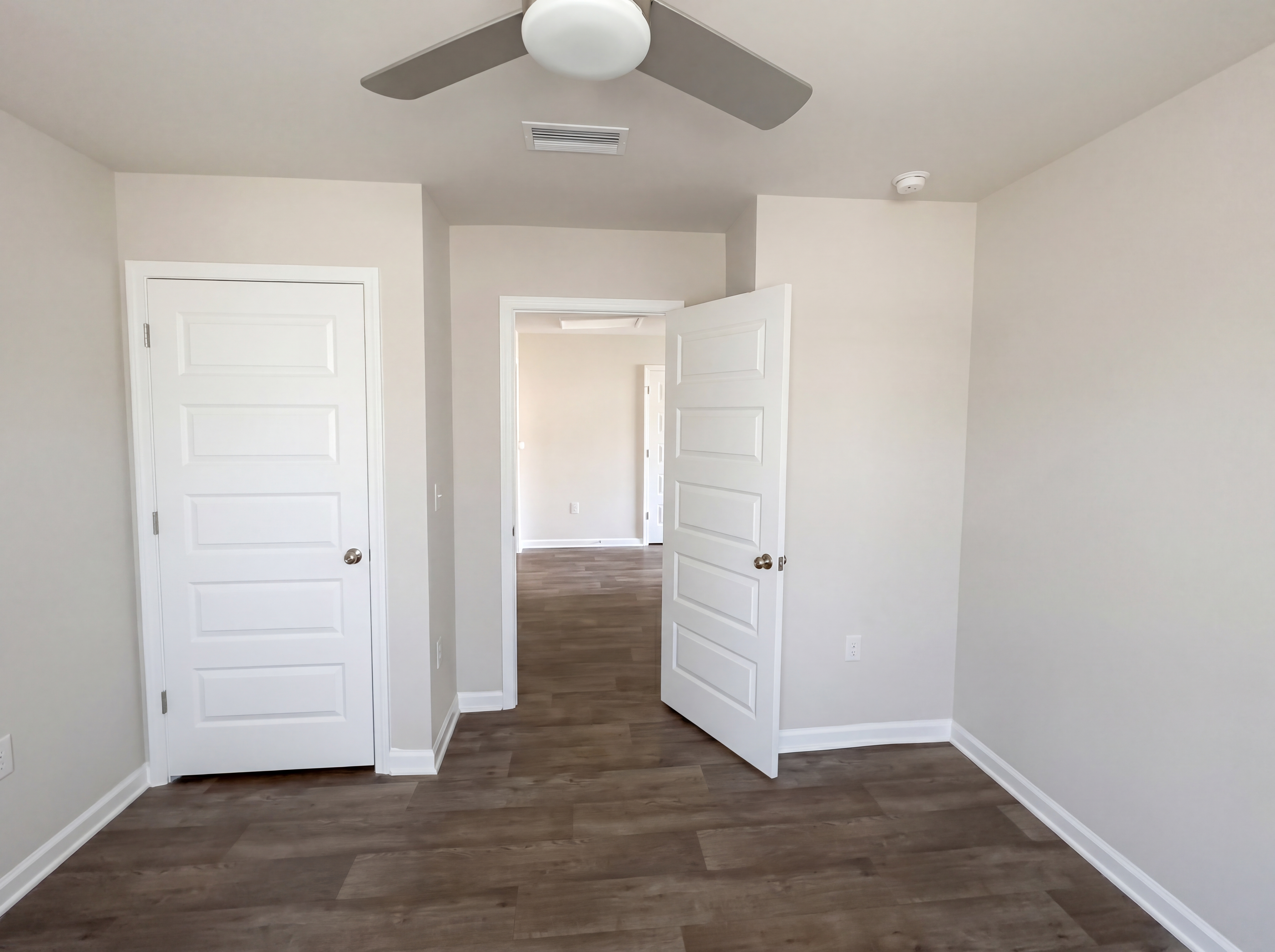 Photo 13 of 15 of 7453 Brompton Dr, Foley, AL