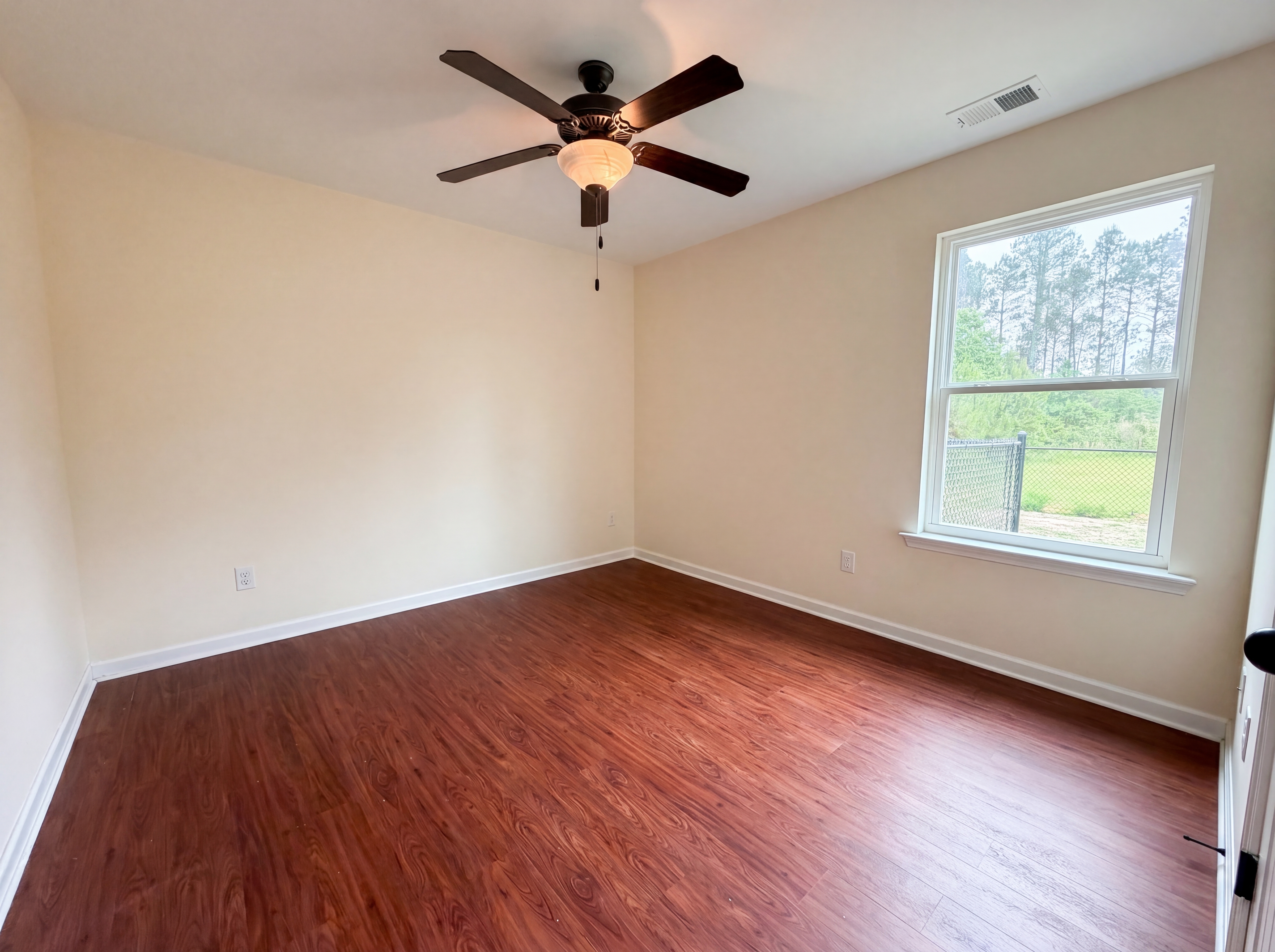 Photo 15 of 20 of 700 Magnolia Crest Ct, Odenville, AL