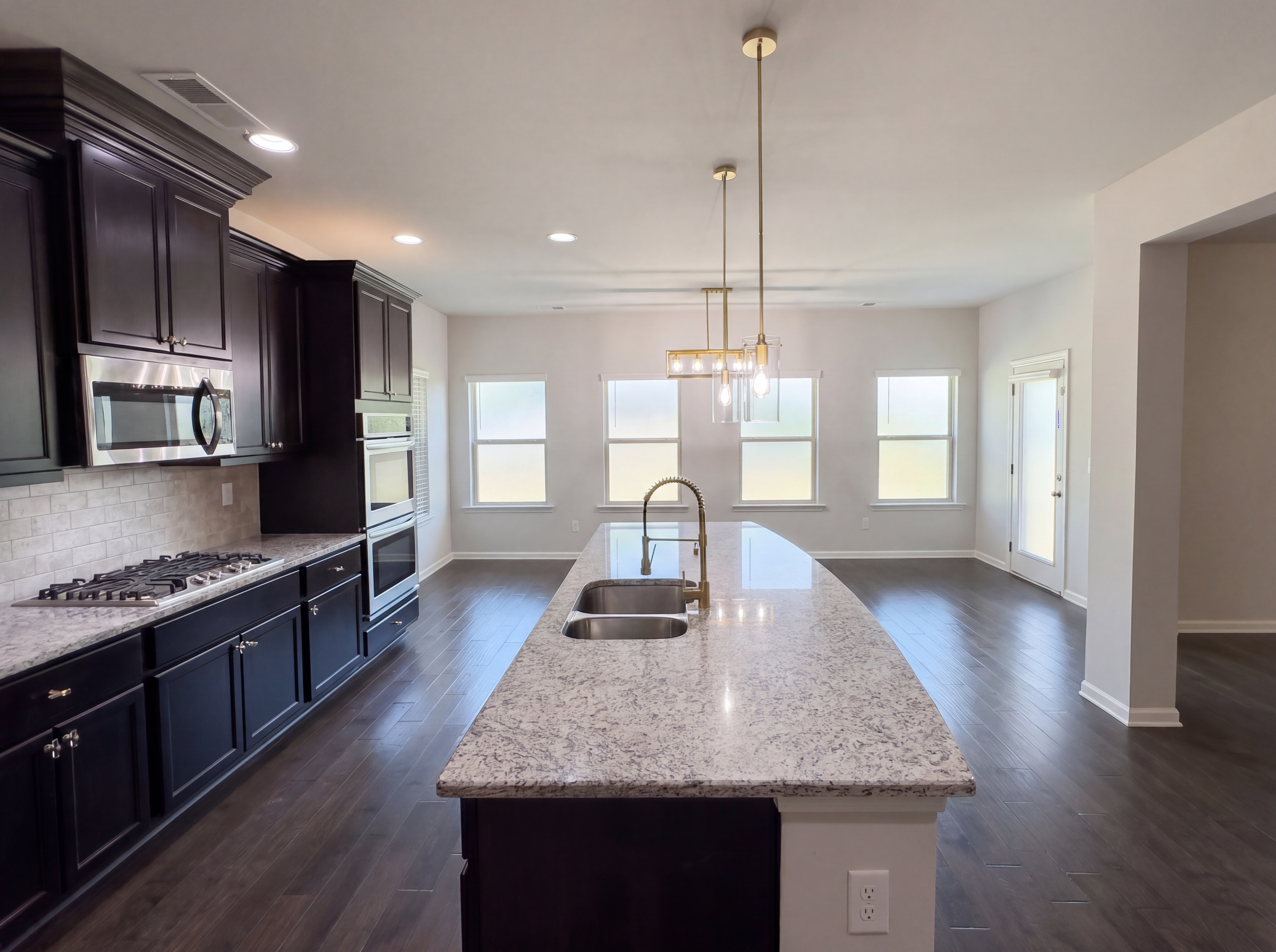 Photo 6 of 47 of 2144 Airline Rd, McDonough, GA