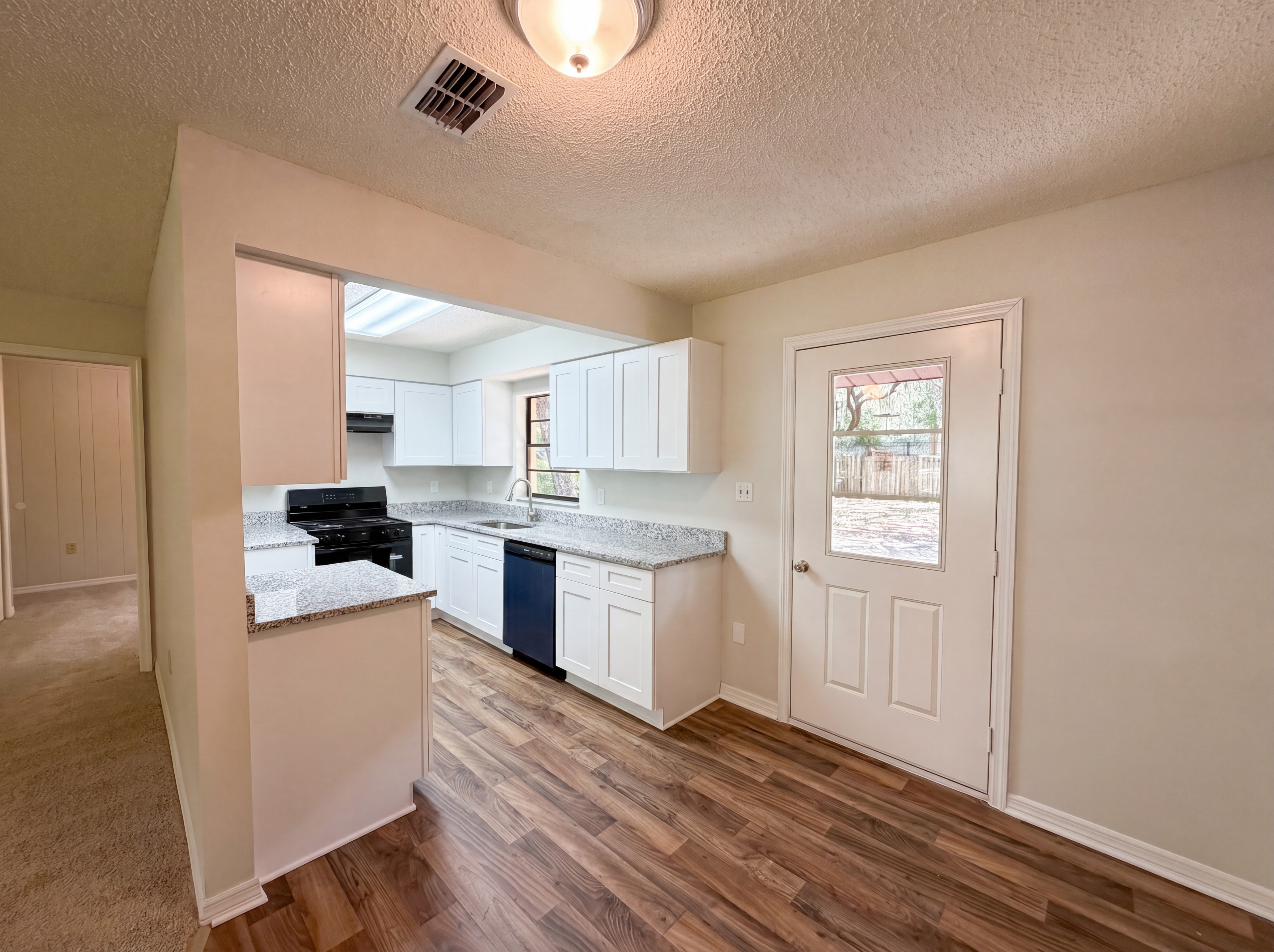 Photo 6 of 18 of 2505 Velma Ter, Leesburg, FL