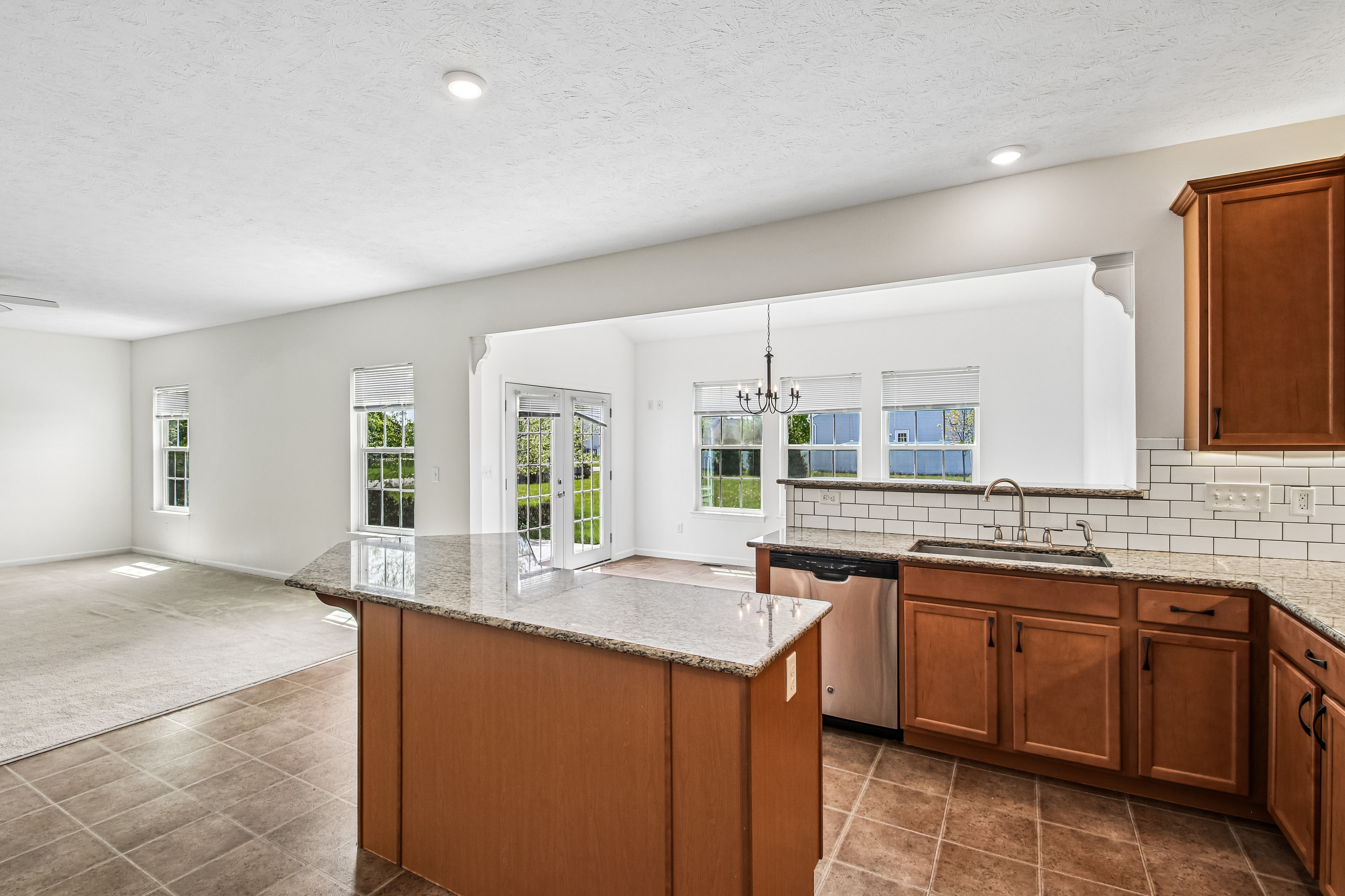 Photo 17 of 48 of 6007 Amber Dr, Farmington, NY