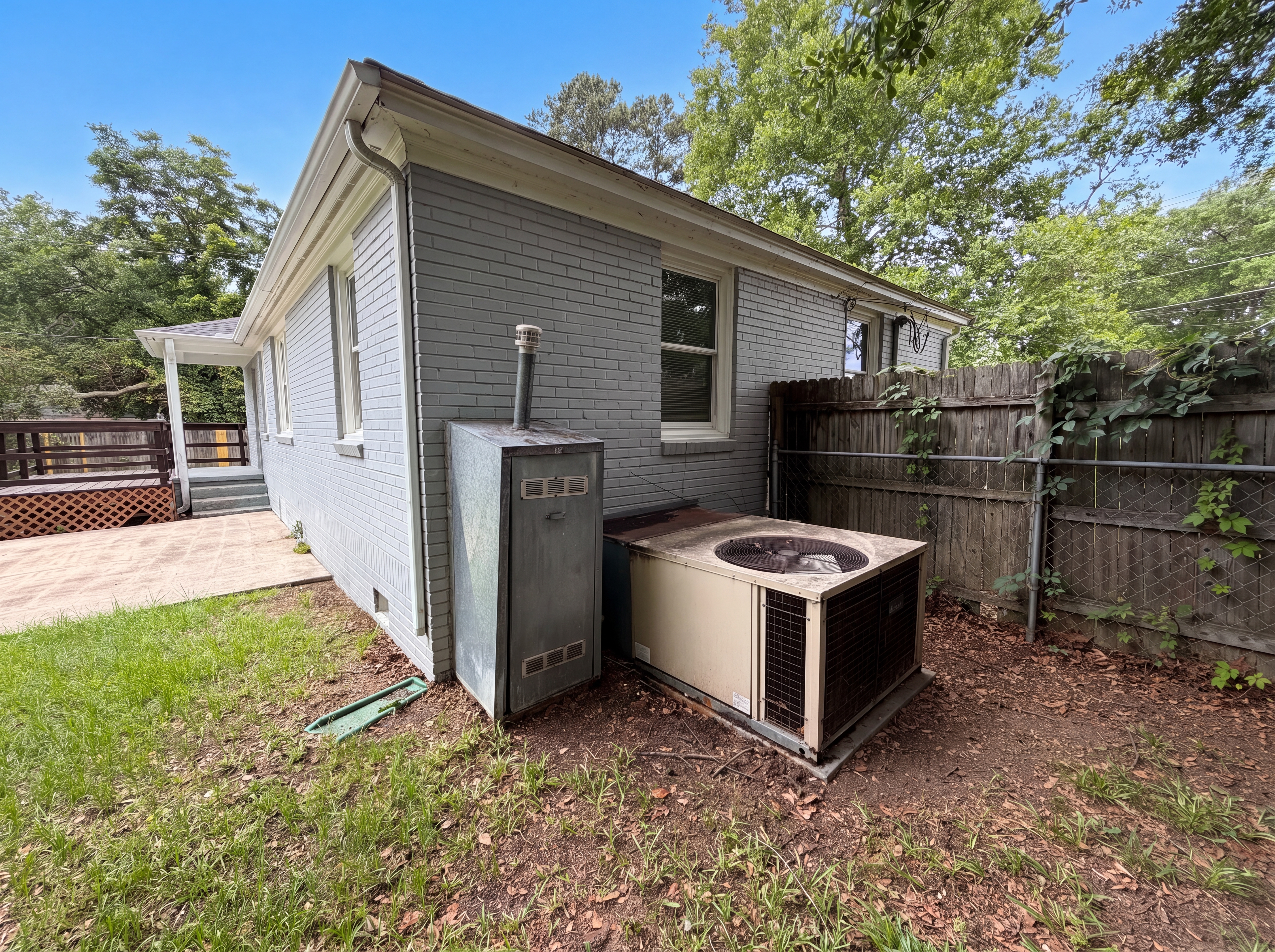 Photo 22 of 23 of 1558 Hazelwood Rd, Columbia, SC