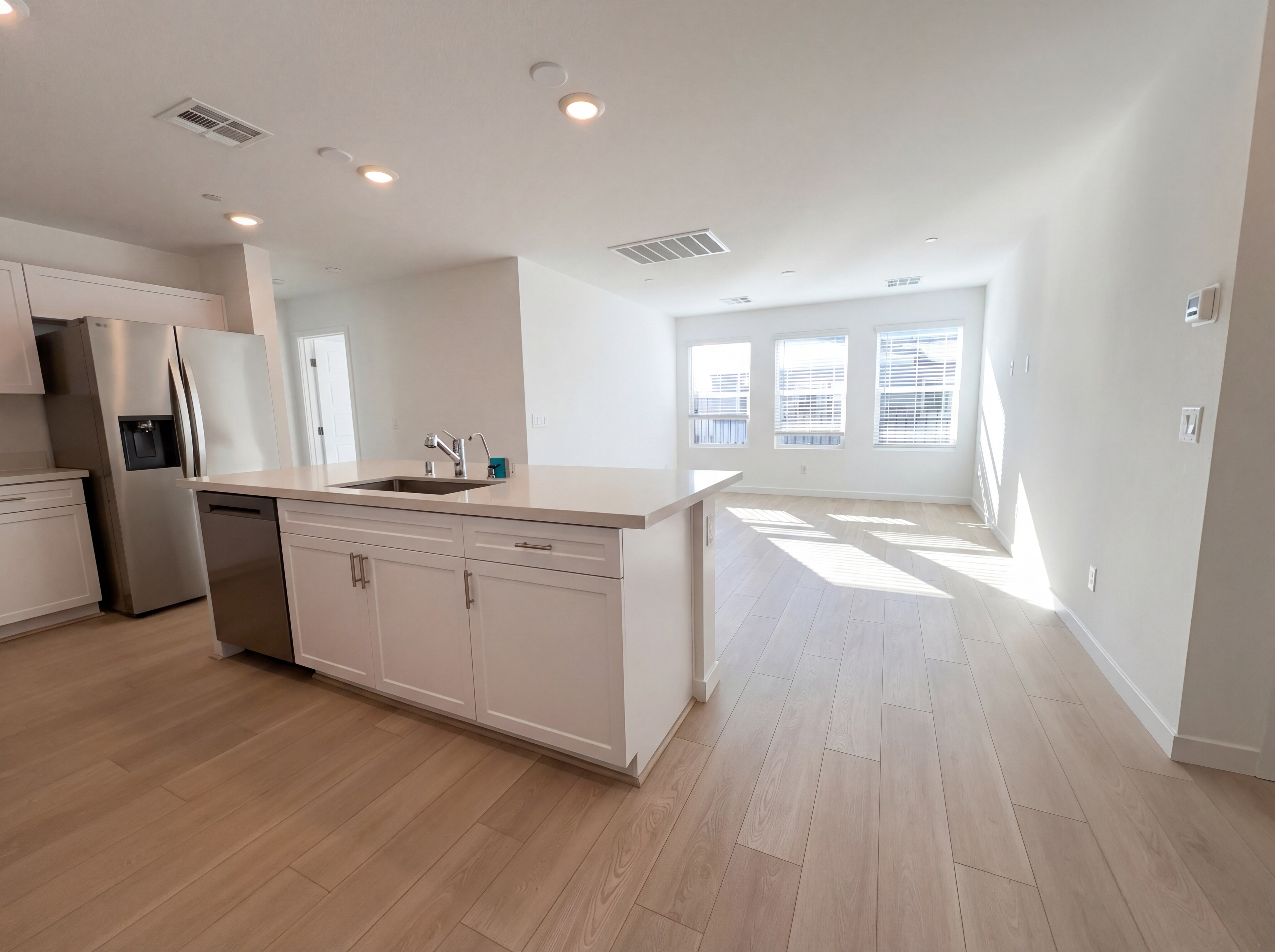 Photo 7 of 15 of 4242 Vivenda St, Las Vegas, NV
