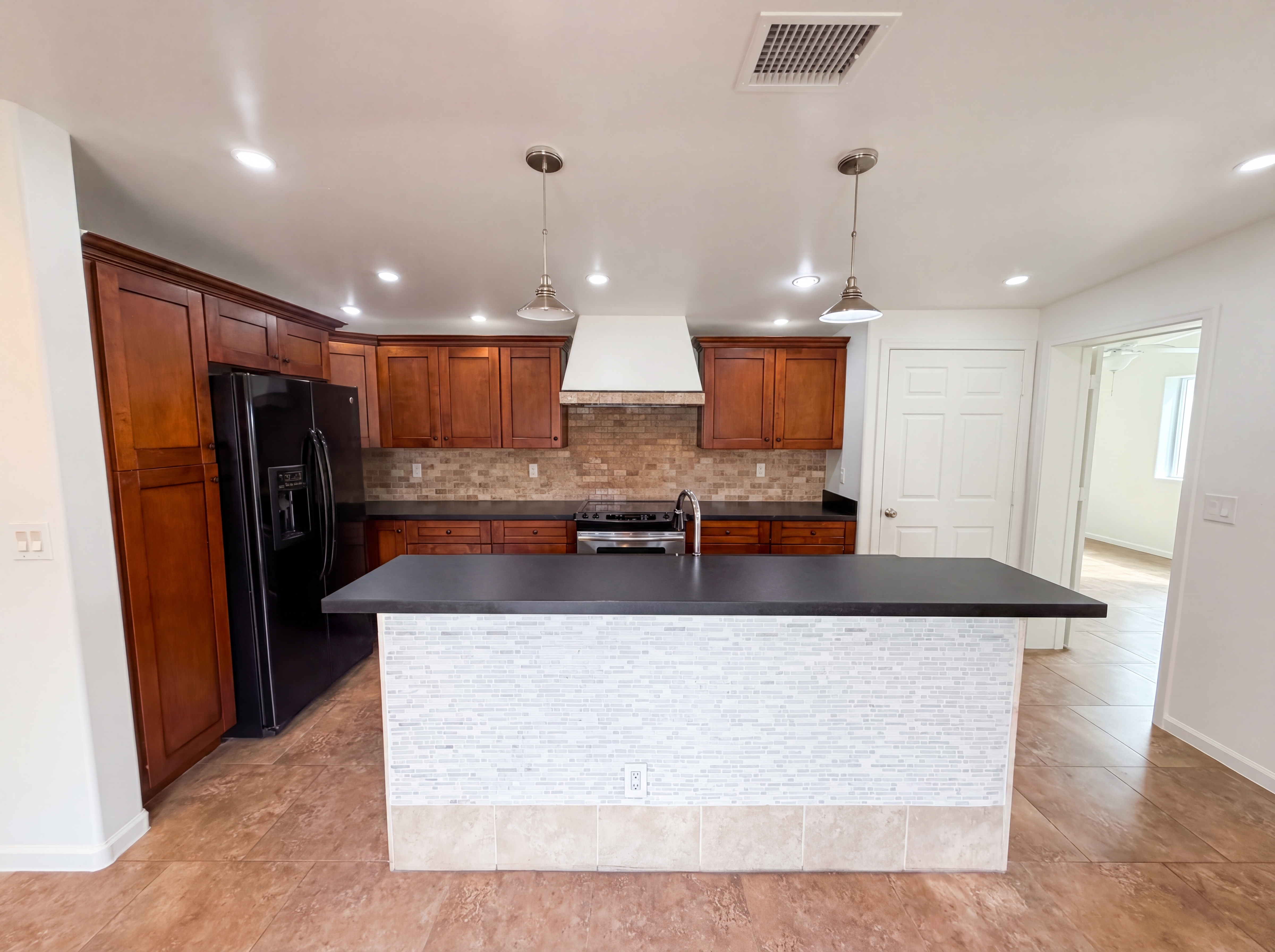 Photo 14 of 26 of 2722 E Nisbet Rd, Phoenix, AZ