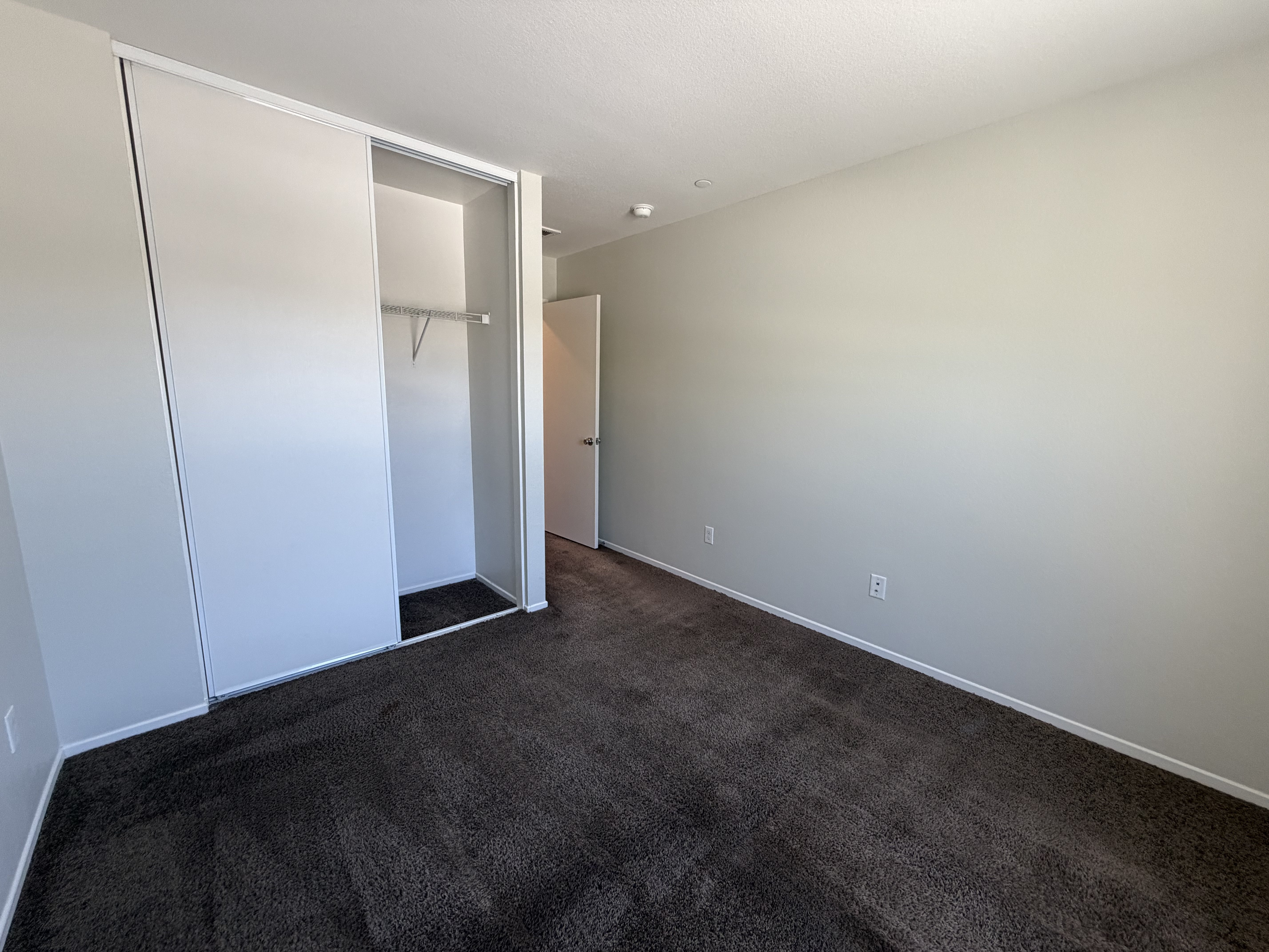 Photo 11 of 17 of 14220 Bison Ct, Victorville, CA