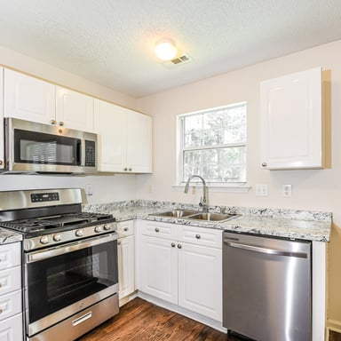 Property photo 2 of 8612 Coppergrove Dr