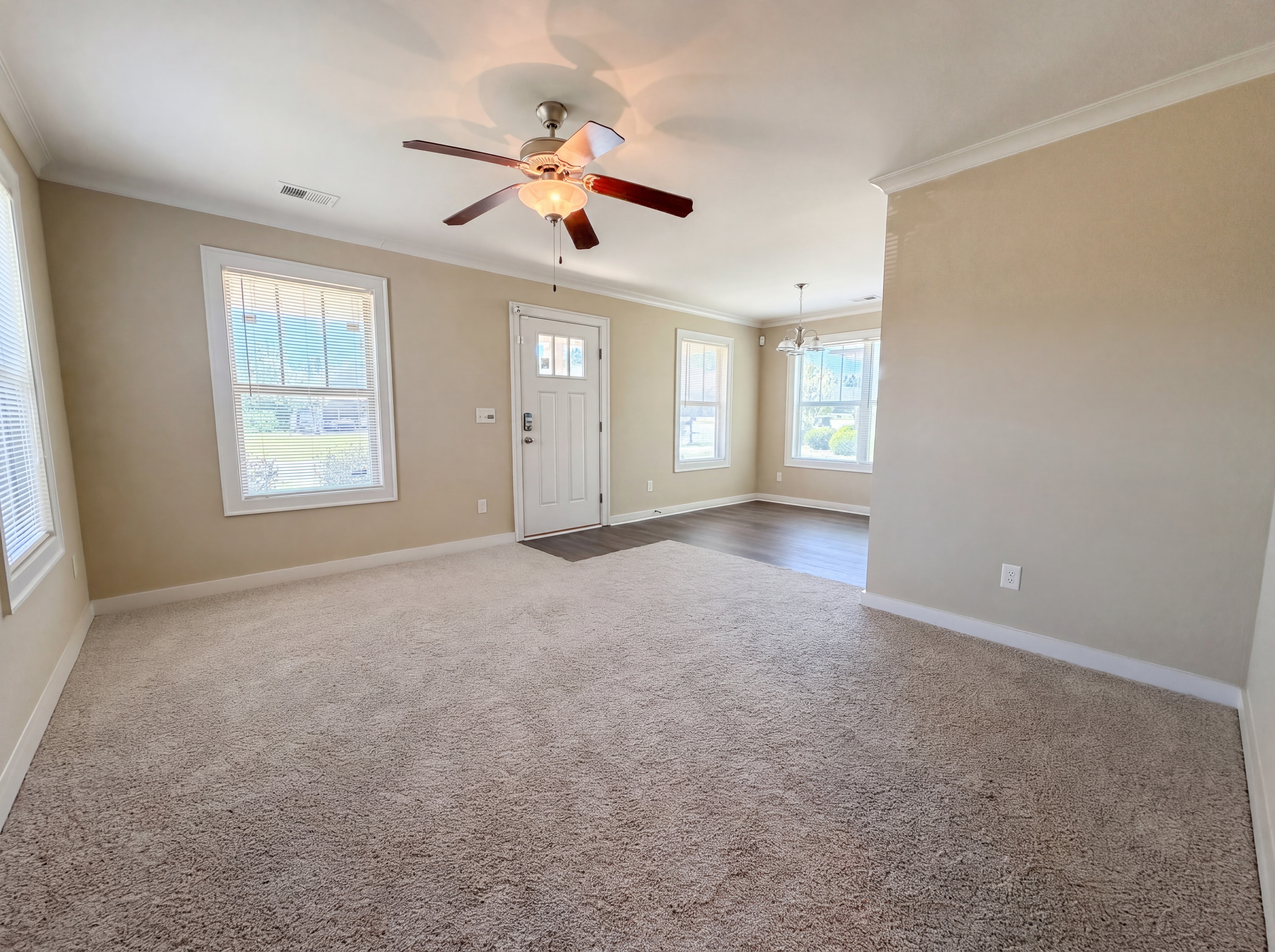 Photo 8 of 17 of 4468 Winchester Hills Way, Birmingham, AL