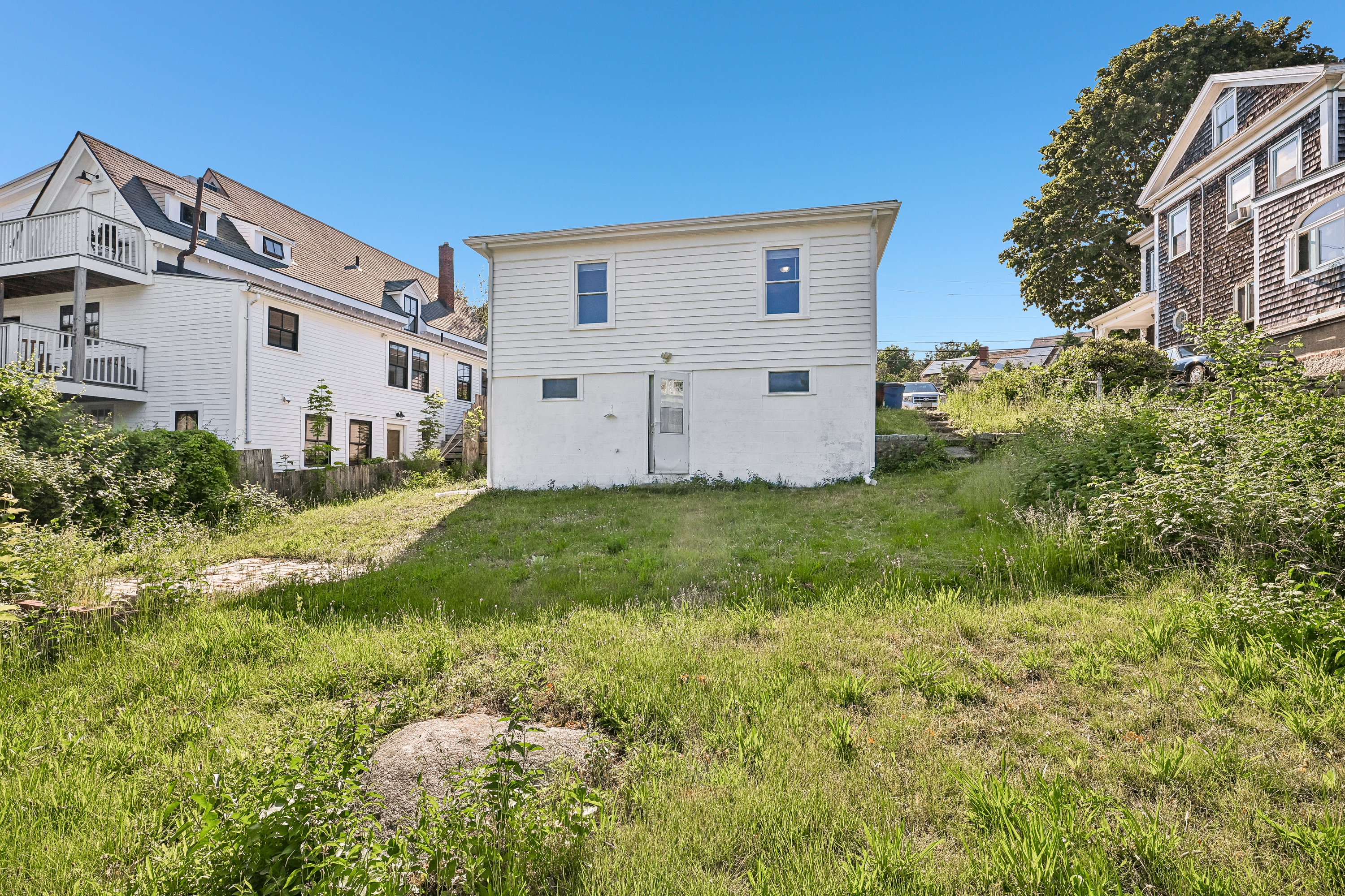 Photo 5 of 27 of 42 E Main St, Gloucester, MA