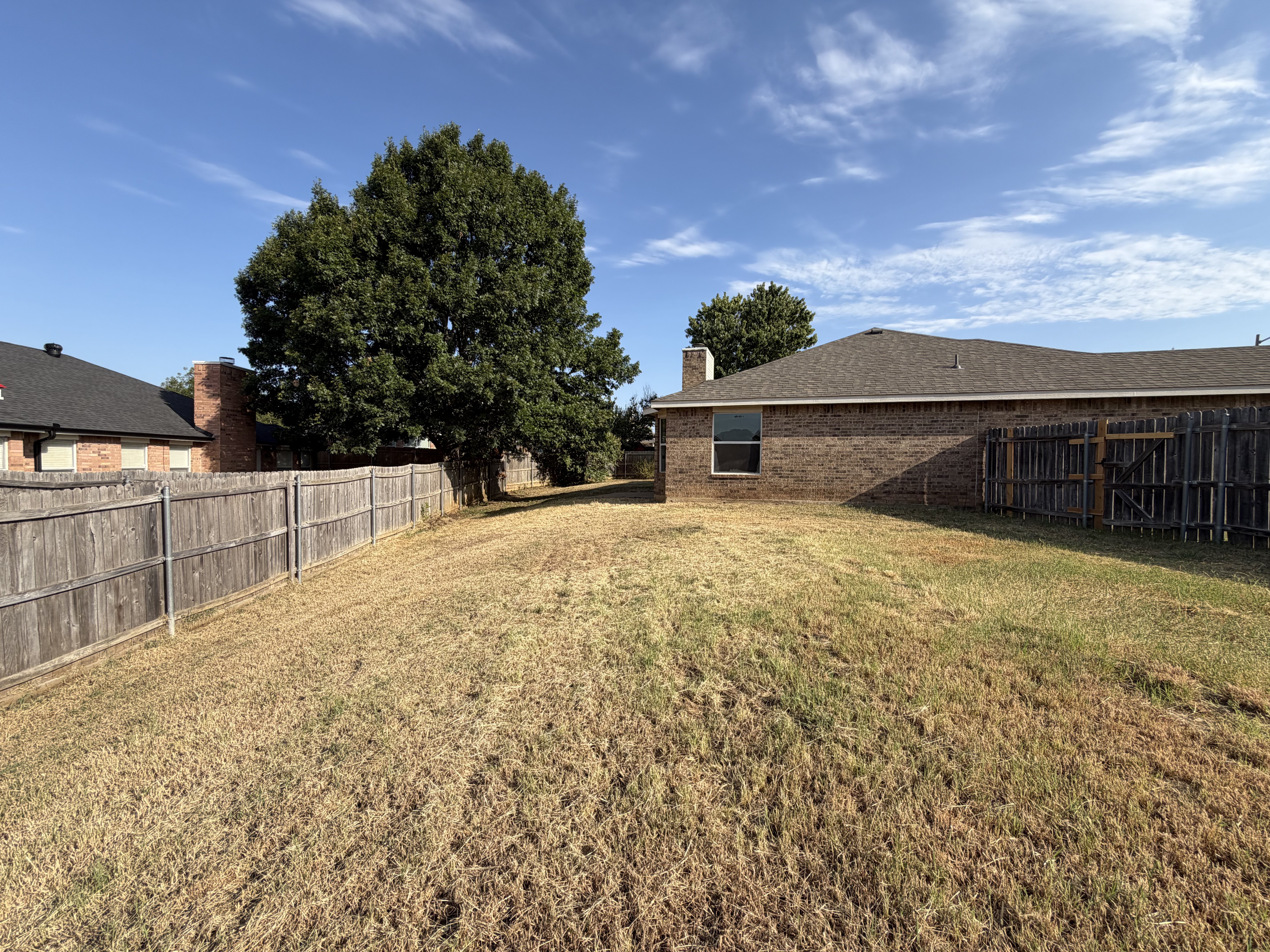 Photo 5 of 18 of 9 Fern Oak Ct, Mansfield, TX