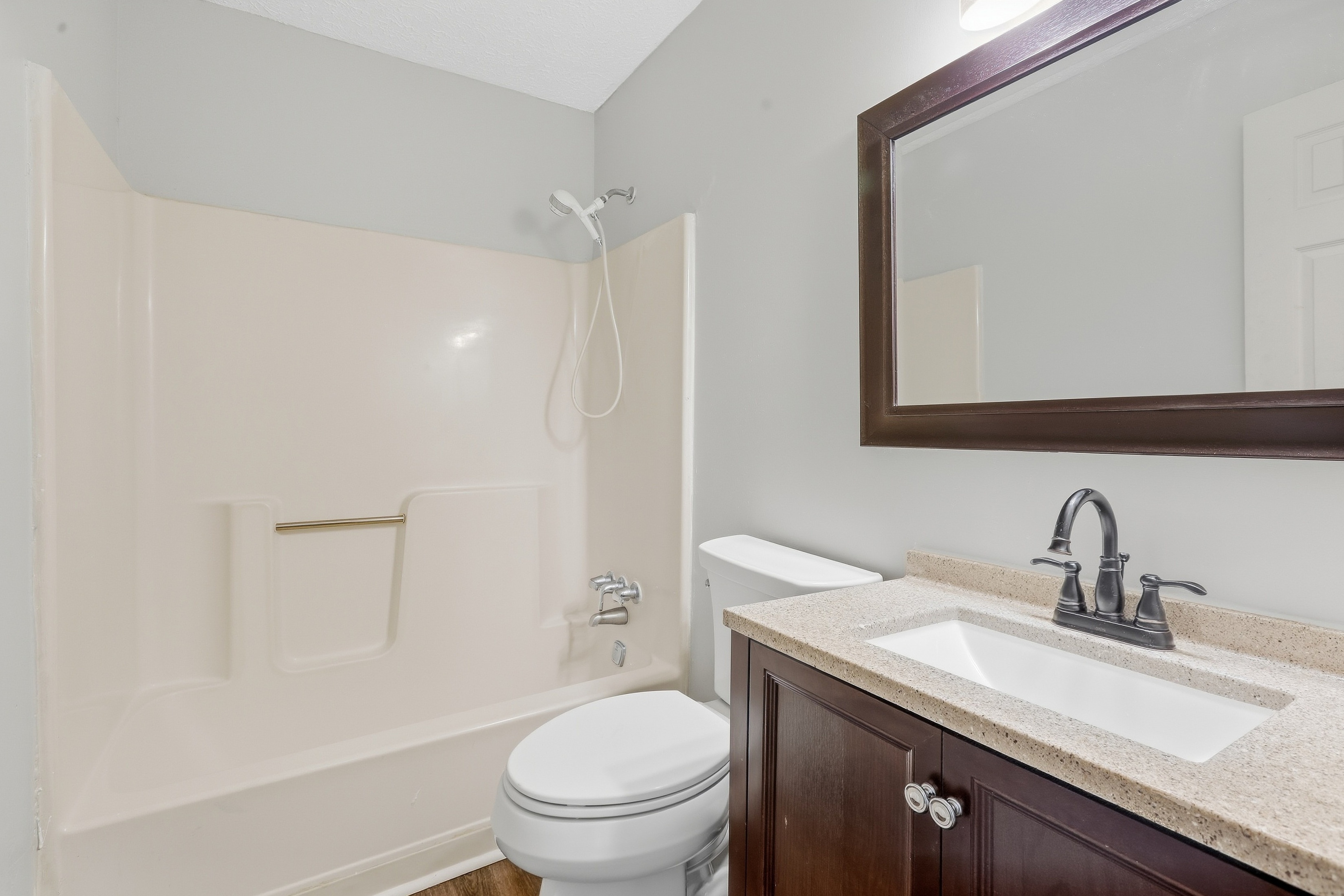 Photo 17 of 24 of 6977 Flagstone Dr, Austell, GA
