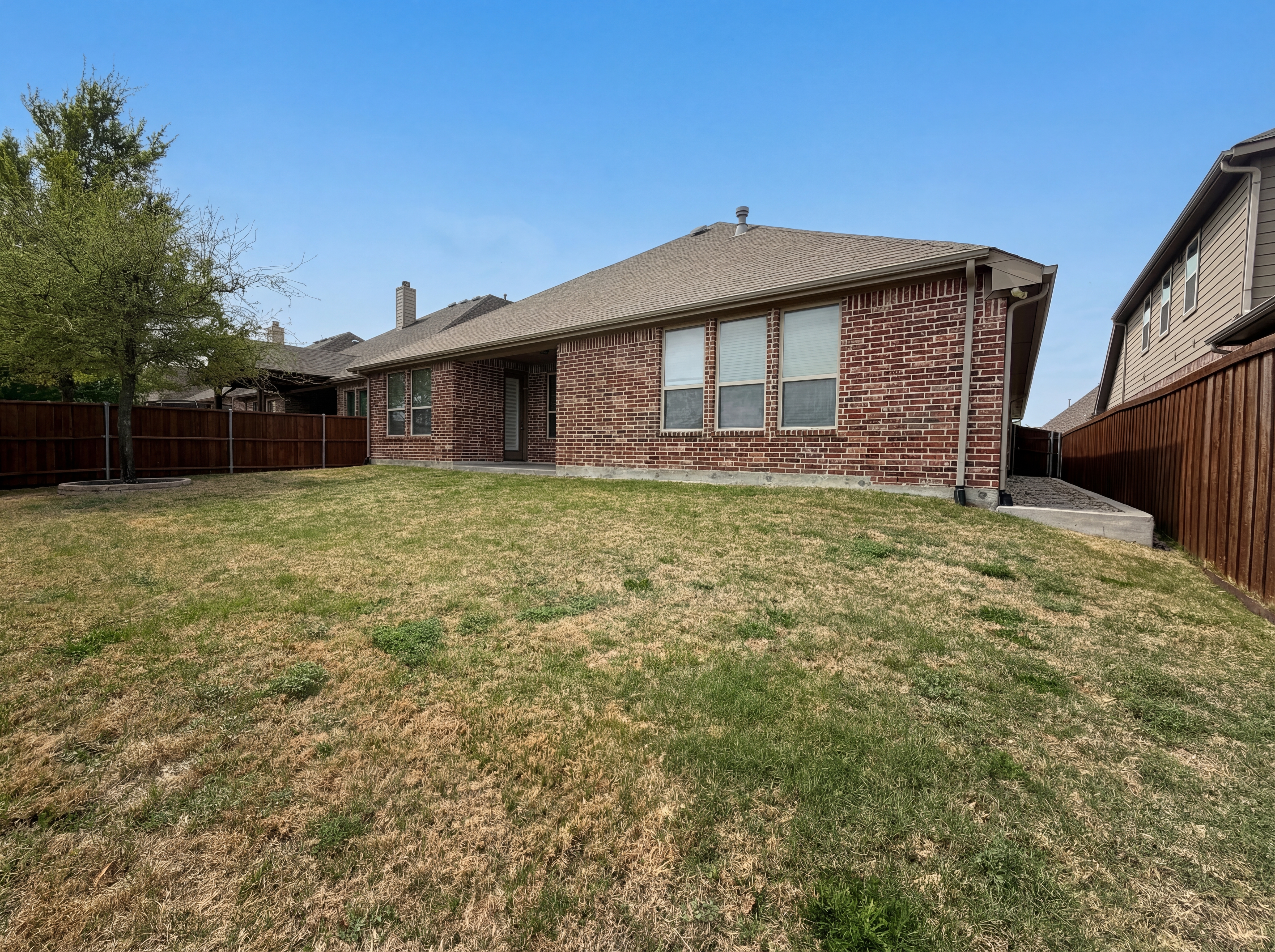 Photo 5 of 19 of 2613 Oak Blossom Dr, McKinney, TX