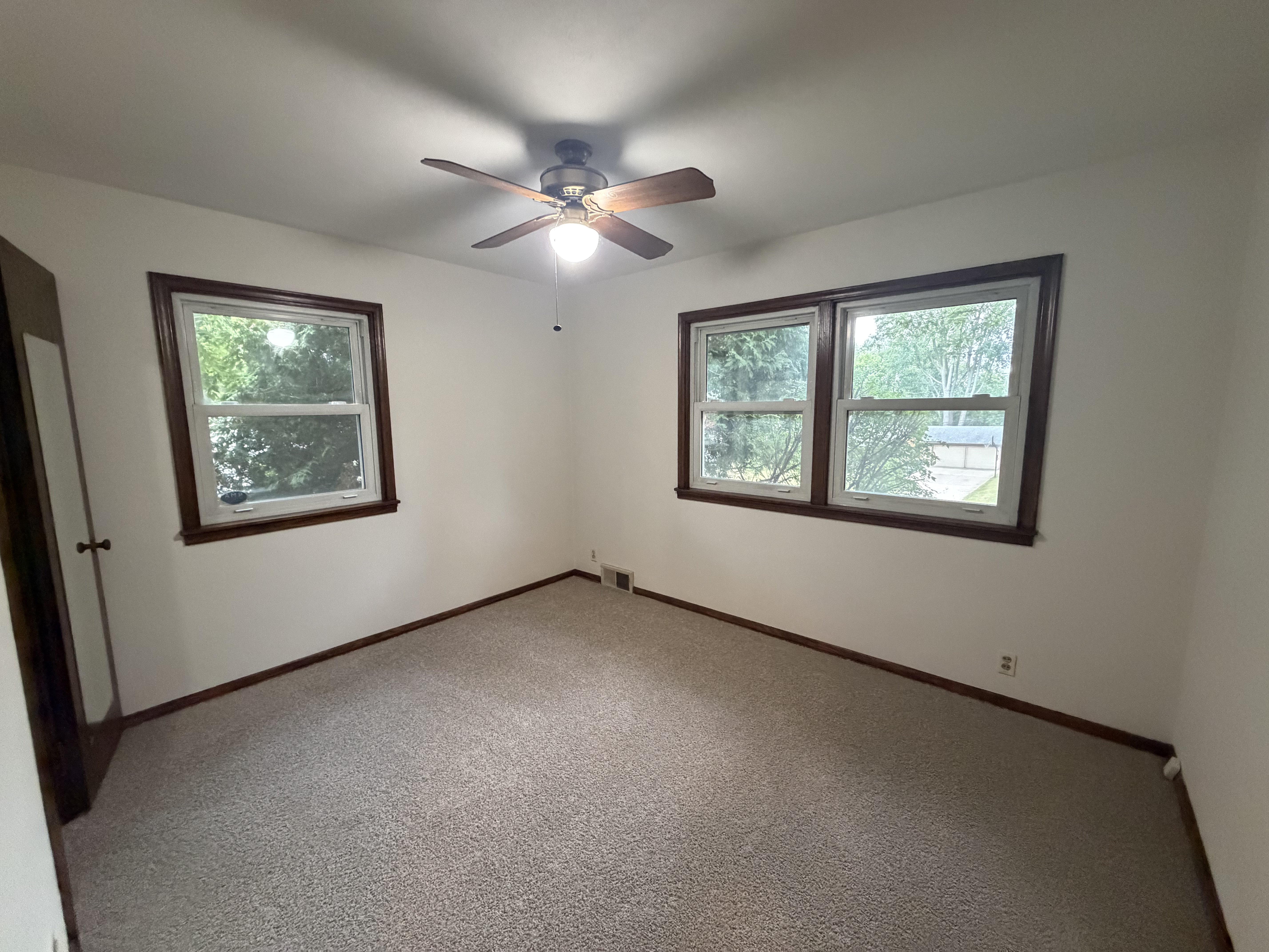 Photo 12 of 22 of 2804 Churchill St, Roseville, MN
