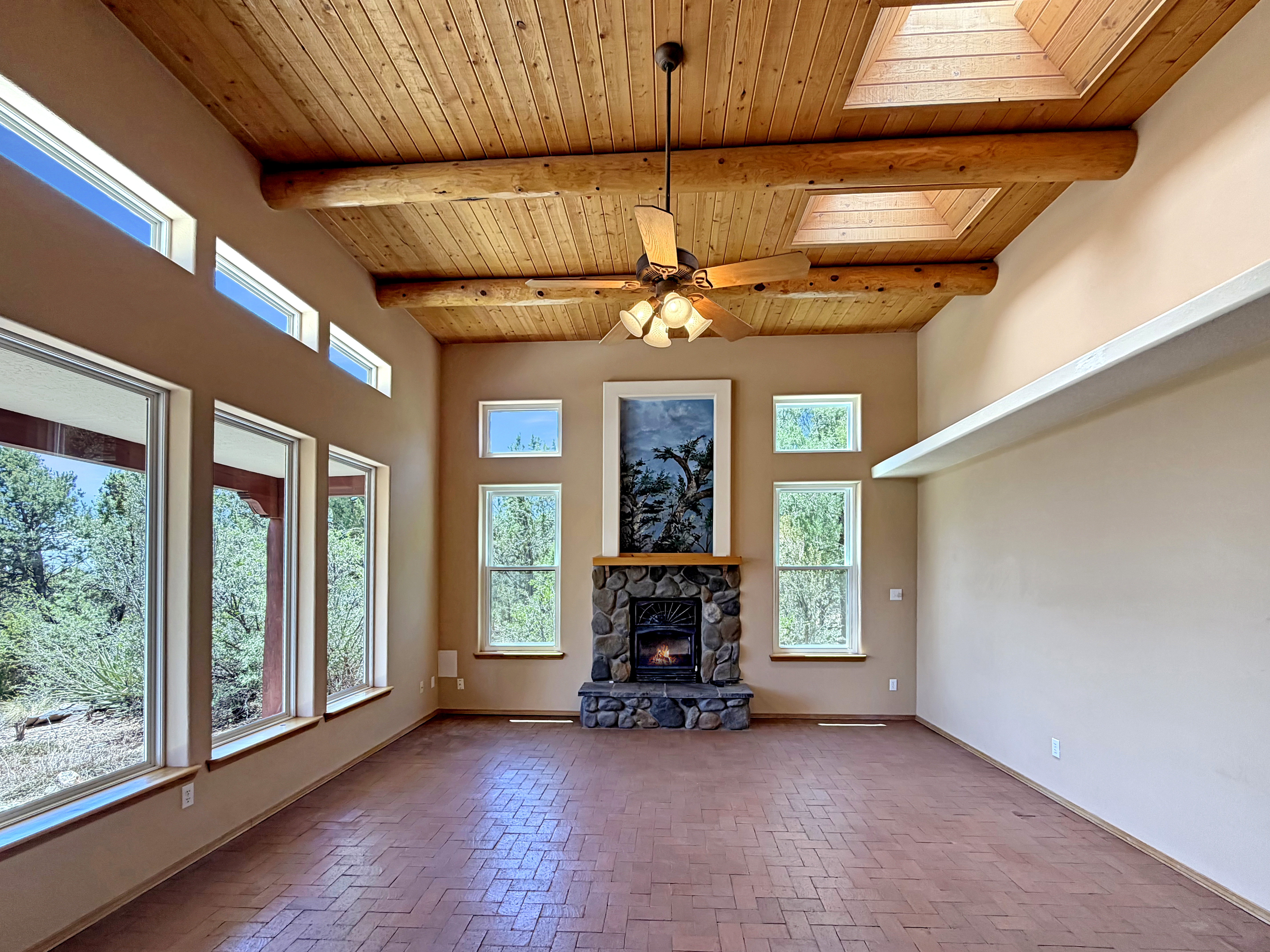 Photo 3 of 20 of 16 Erin Ln, Tijeras, NM