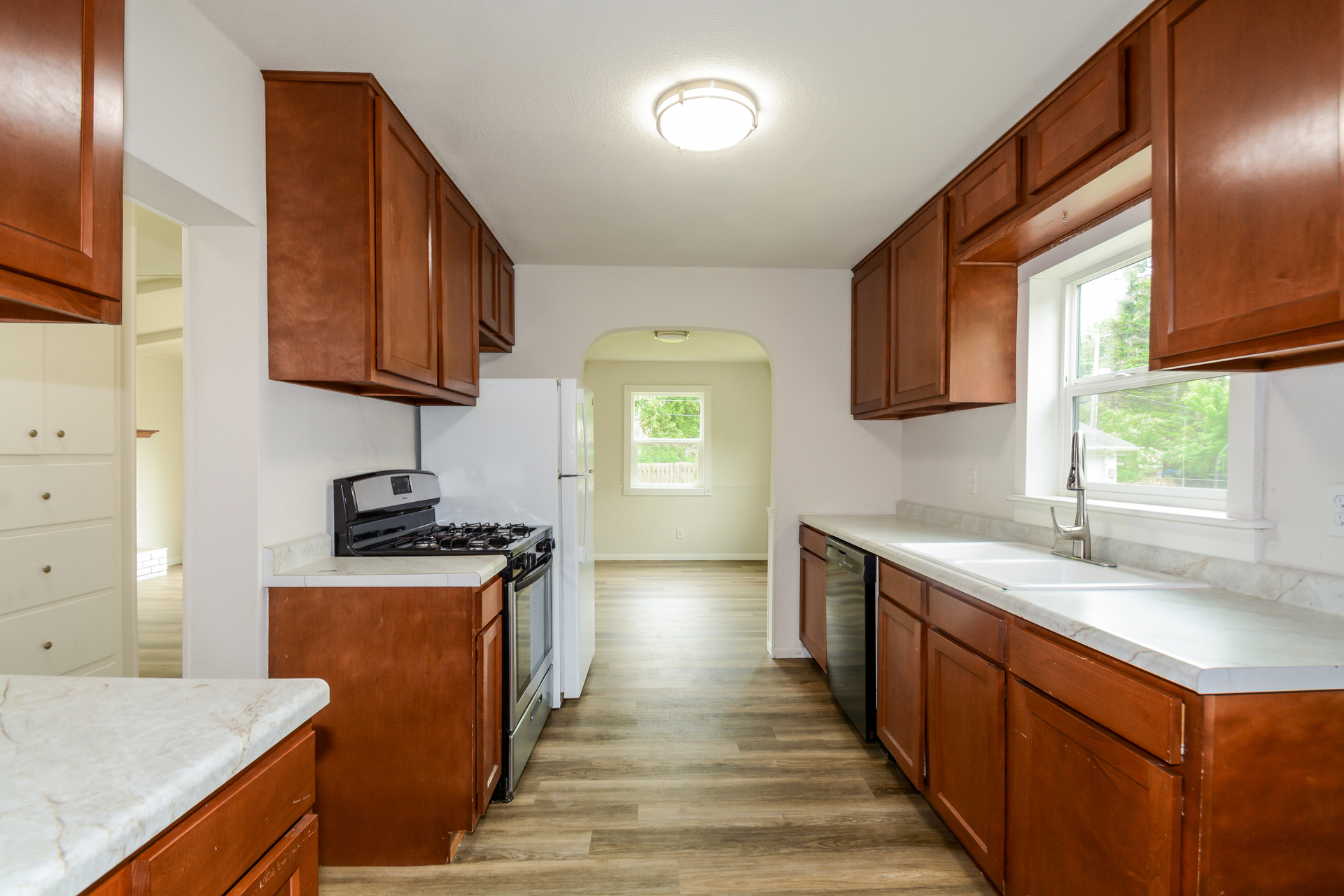 Photo 2 of 24 of 212 Wood St S, Mora, MN